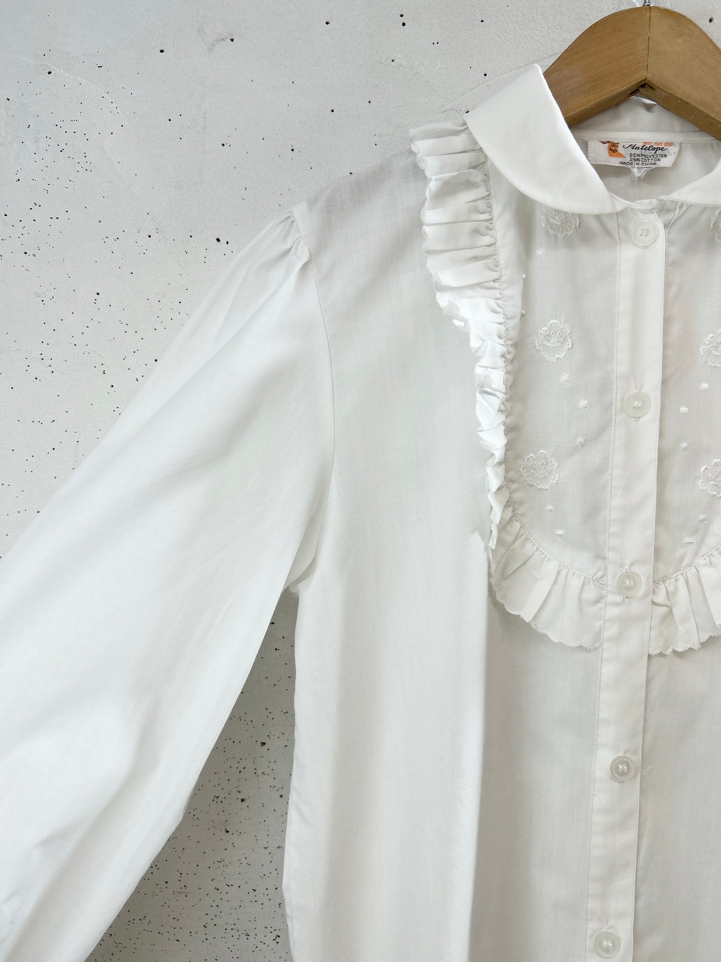 Vintage White Blouse [F32612]