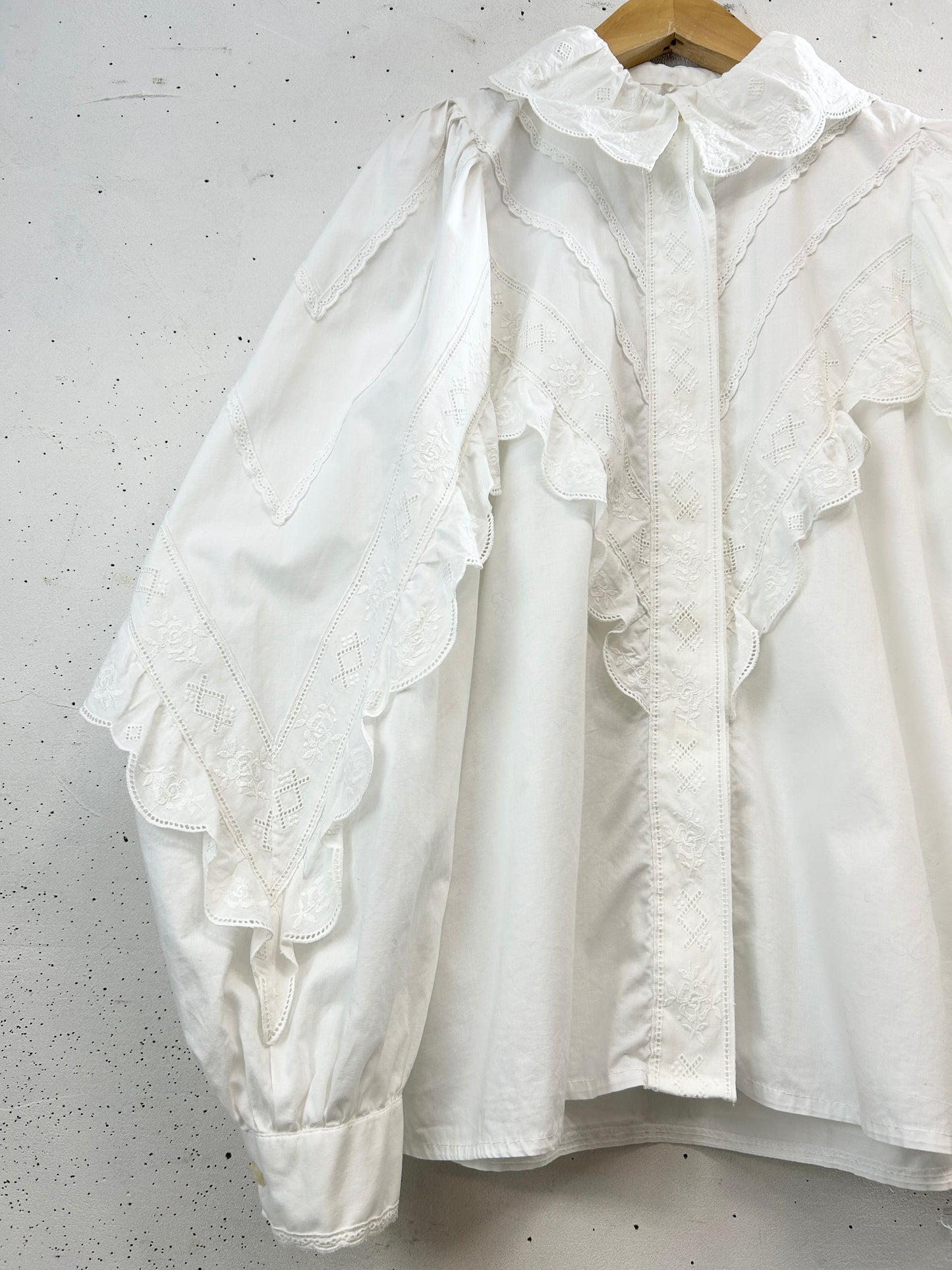 Vintage Tyrol Blouse [A31302]