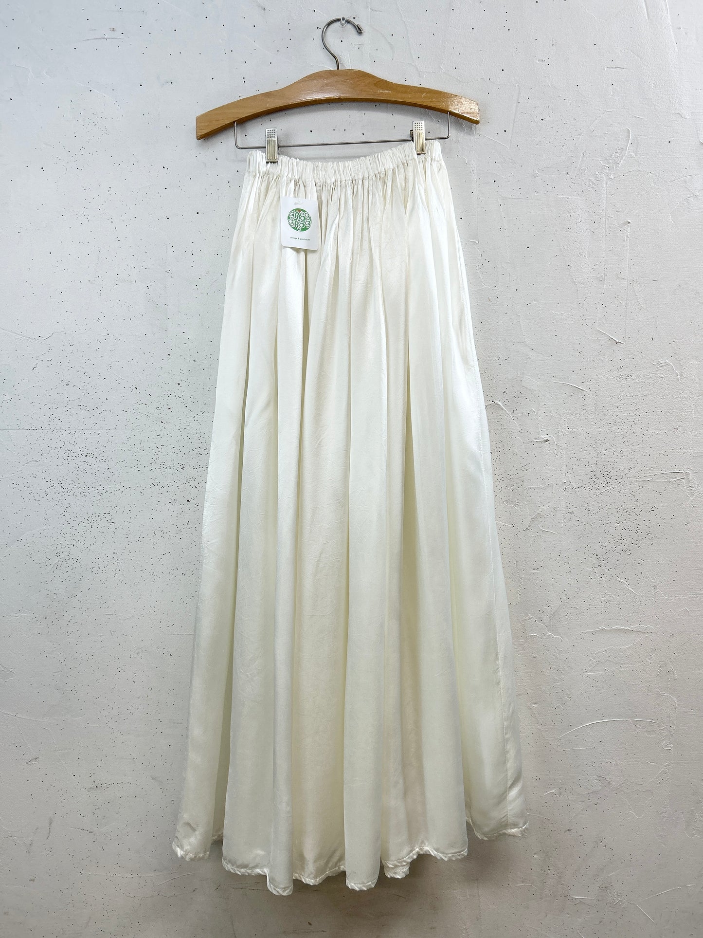 Vintage White Skirt [F32572]