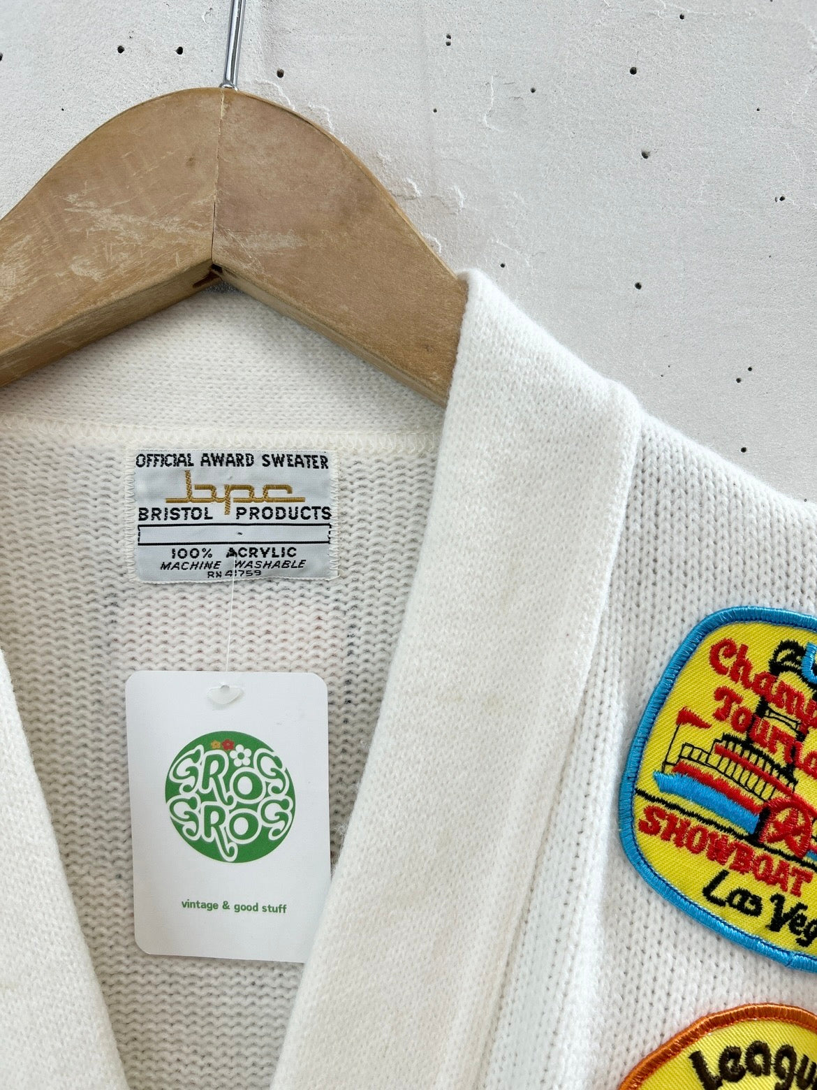 '70s Vintage Patch Cardigan [D32074]