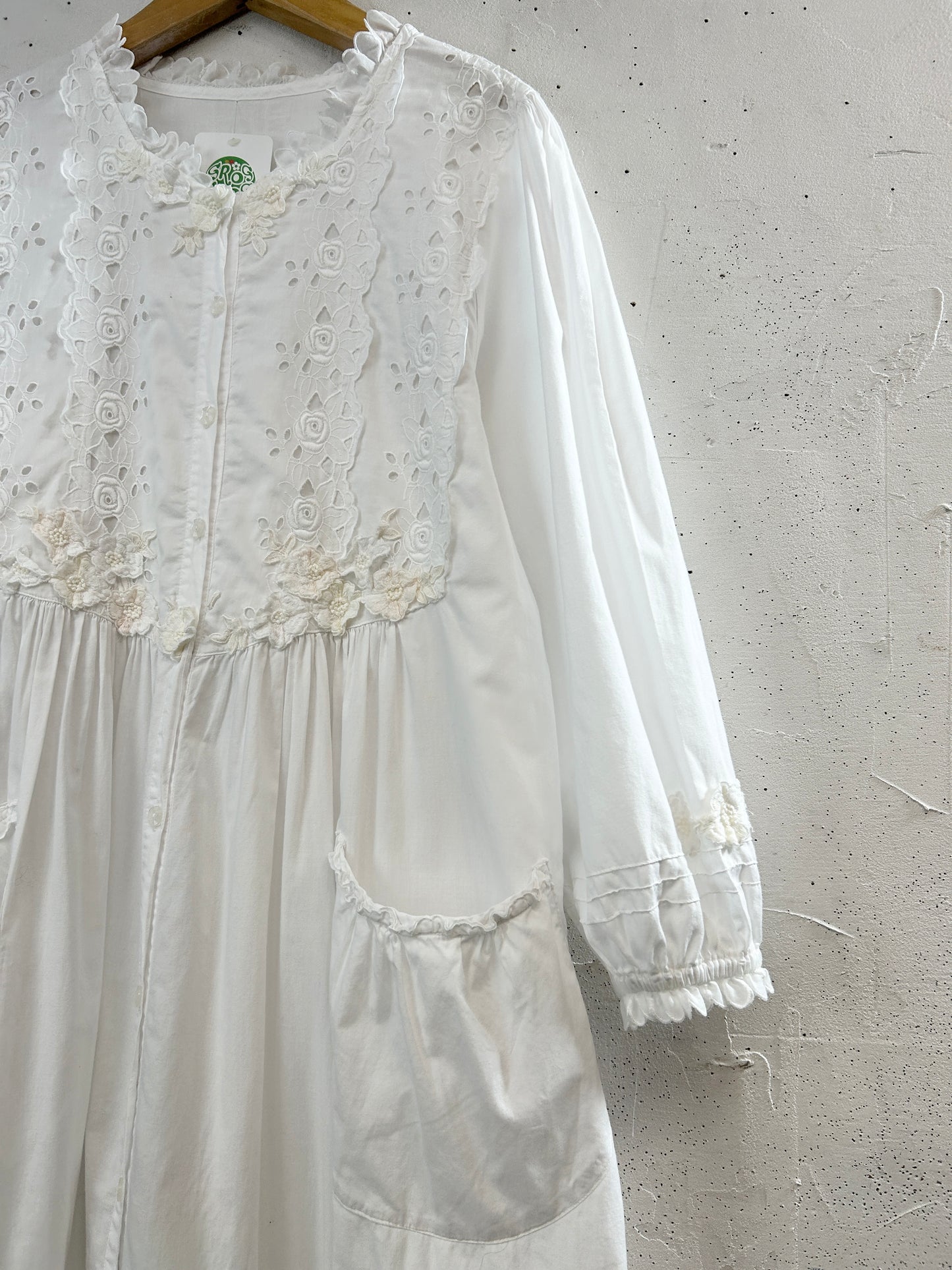 Vintage White Dress [H33476]