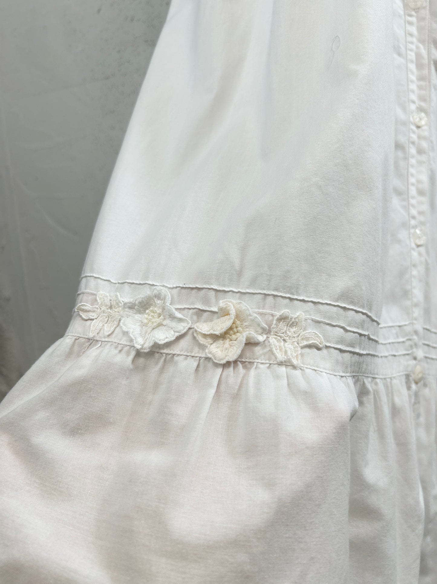 Vintage White Dress [H33476]