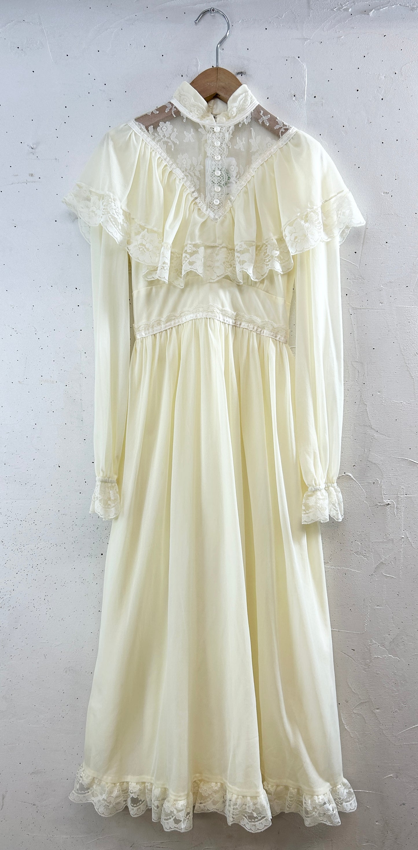 Vintage White Lace Dress [K30816]