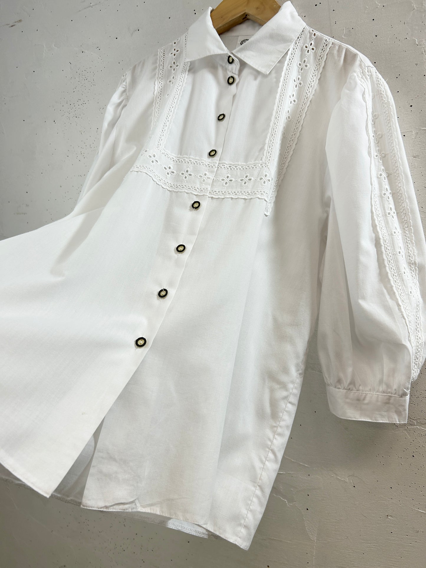 Vintage Tyrol Blouse [G32988]