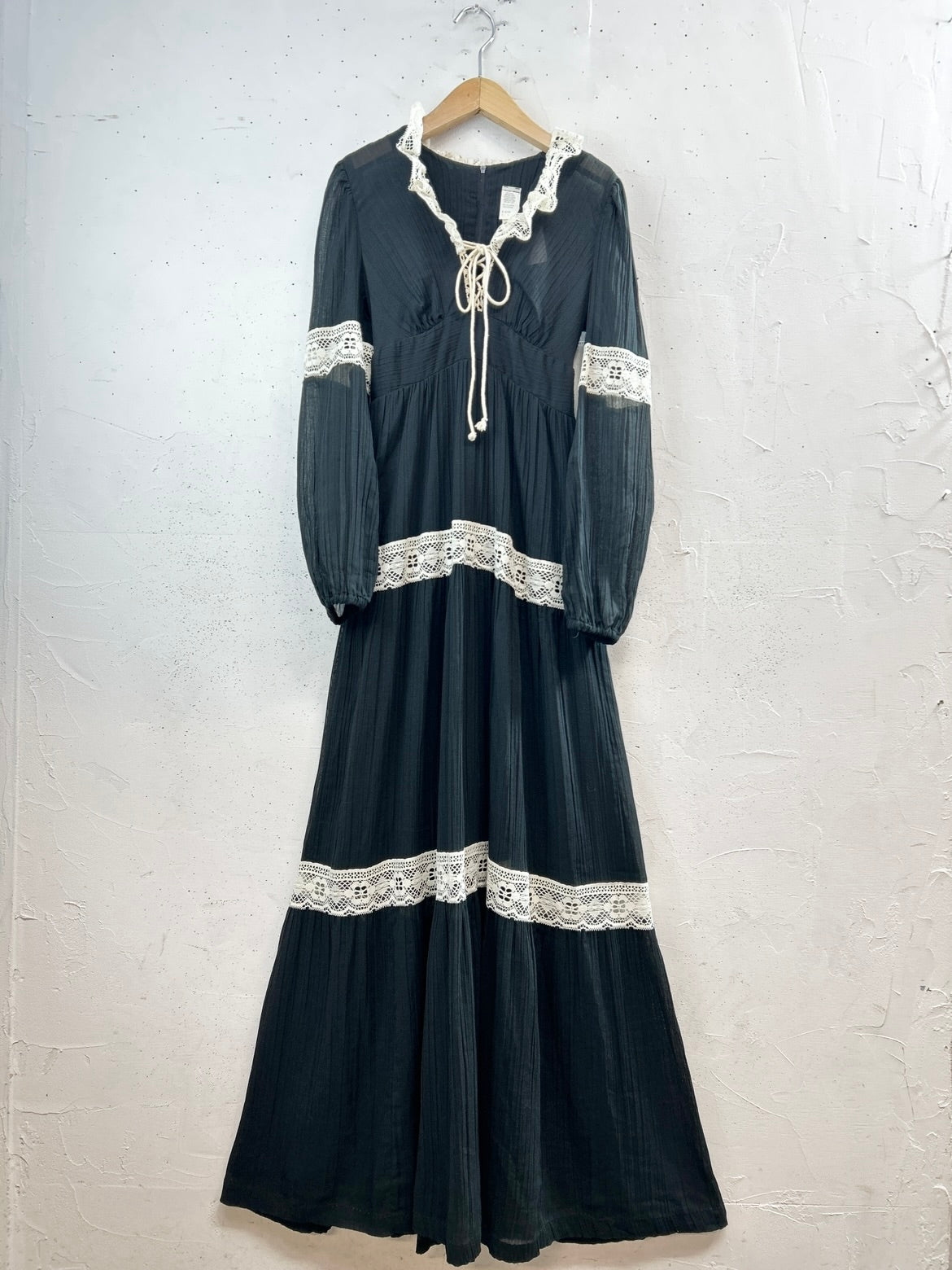 '70s Vintage Dress [D32115]