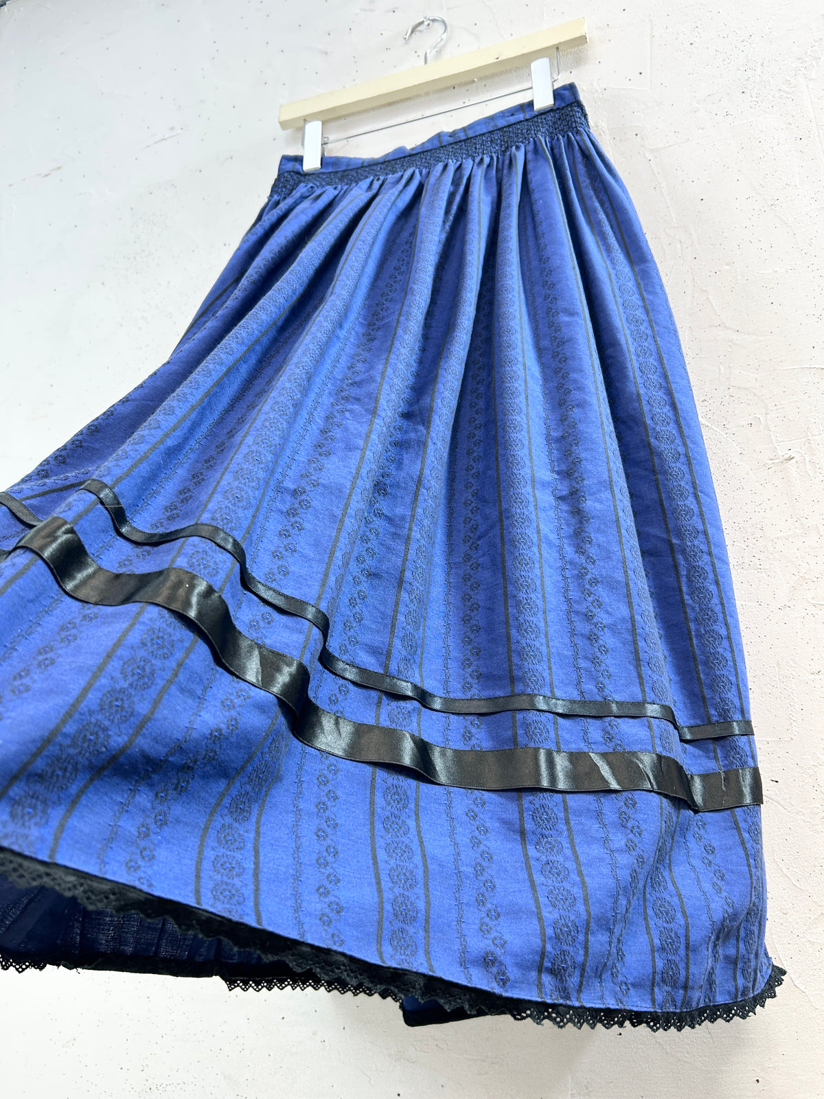 Vintage Tyrol Skirt [J34335]