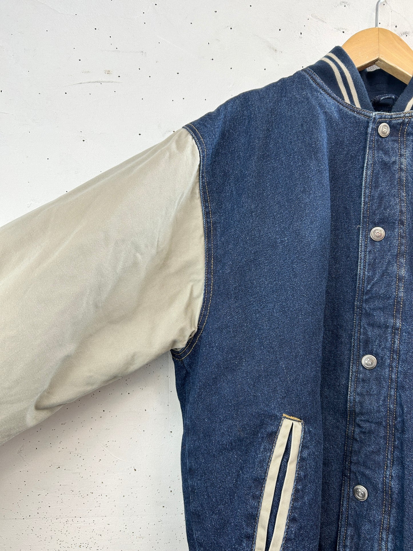 Vintage Denim Jacket [B31594]