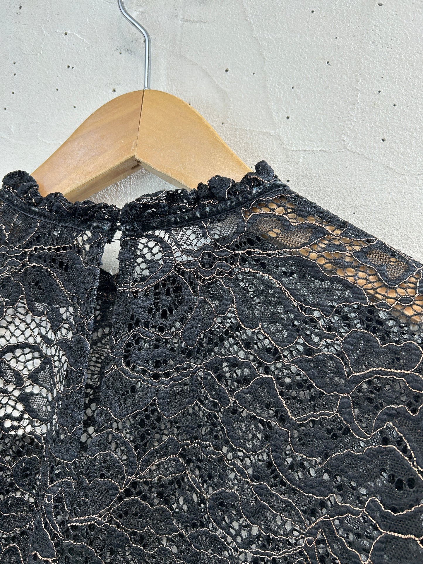 Vintage Black Lace Blouse [E32476]