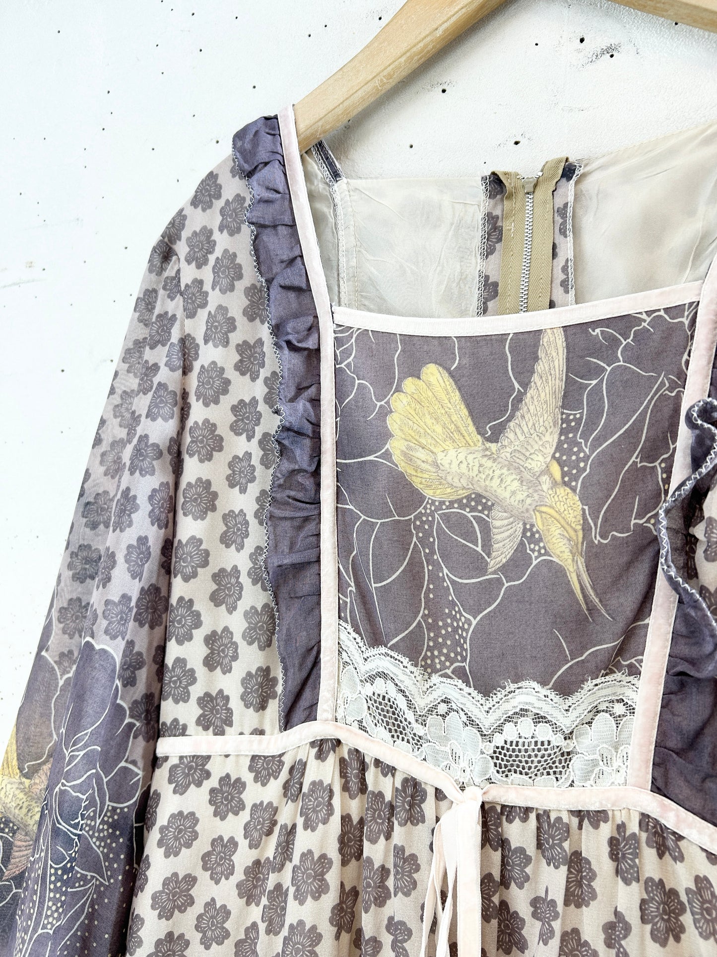 '70s Vintage Dress [J30641]