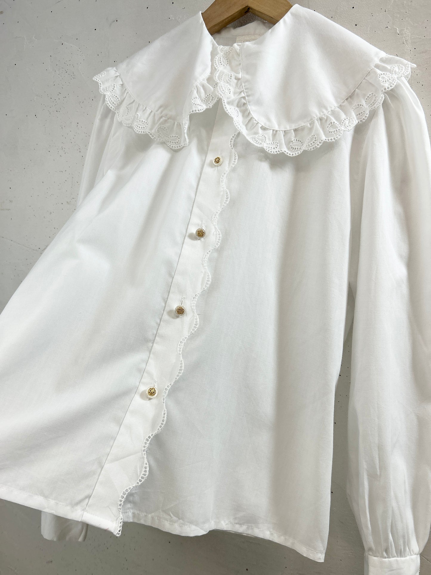 Vintage White Blouse [F32606]
