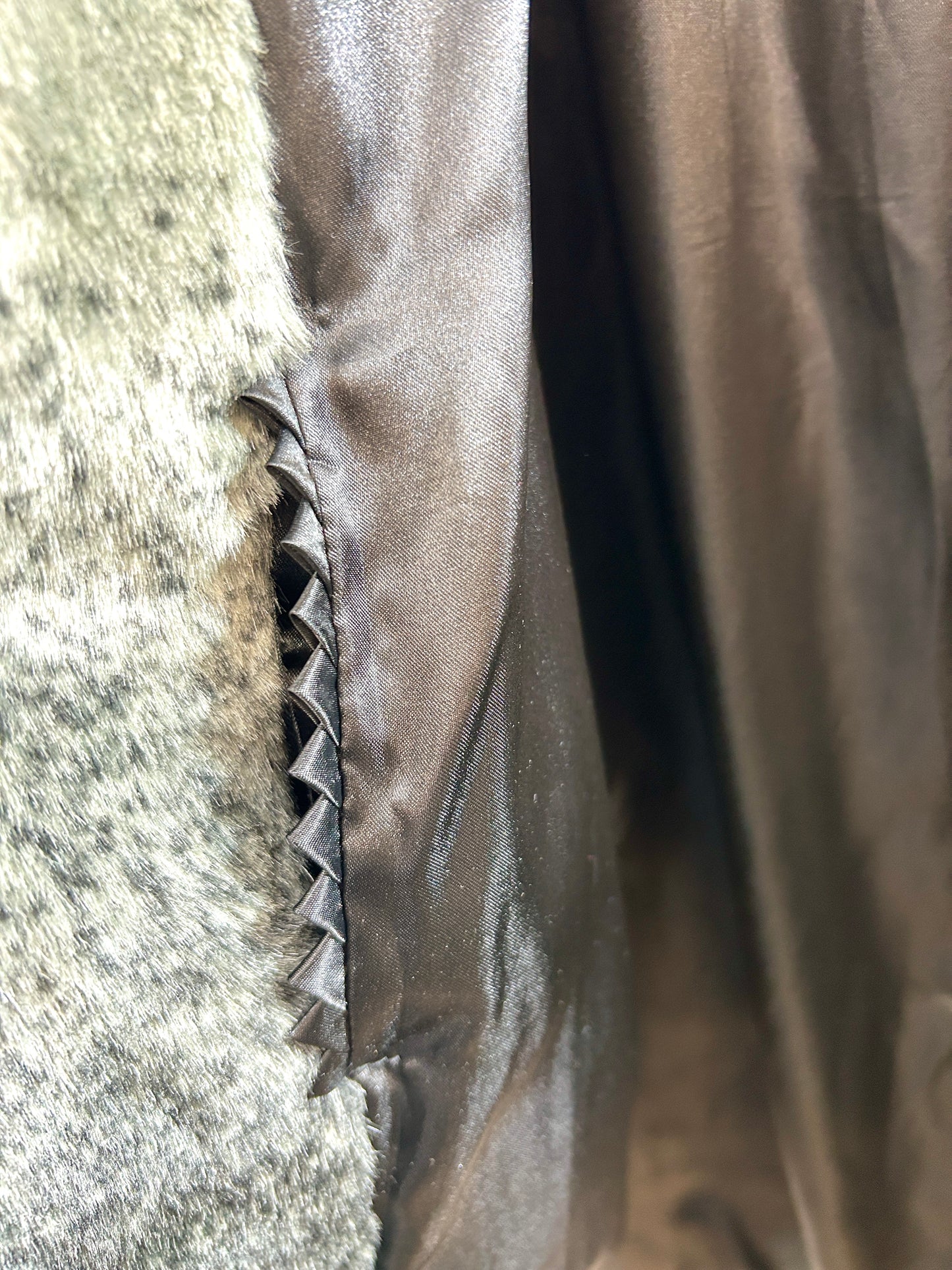 Vintage Eco Fur Coat [K30934]