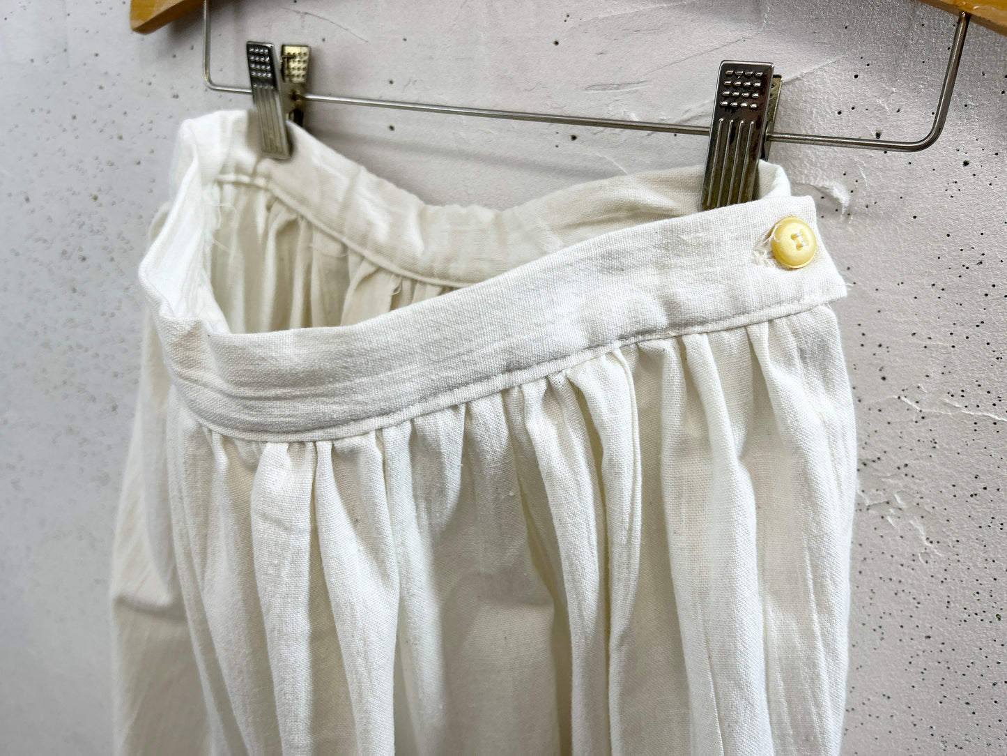 Vintage White Skirt [F32573]