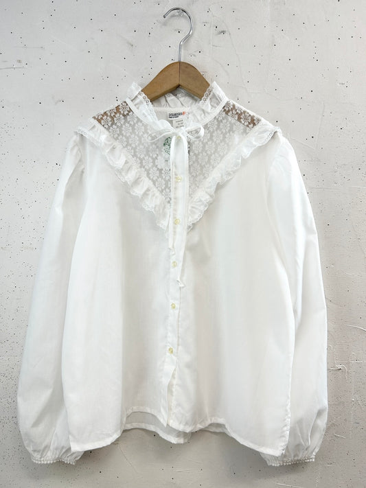 Vintage White Blouse [E32317]