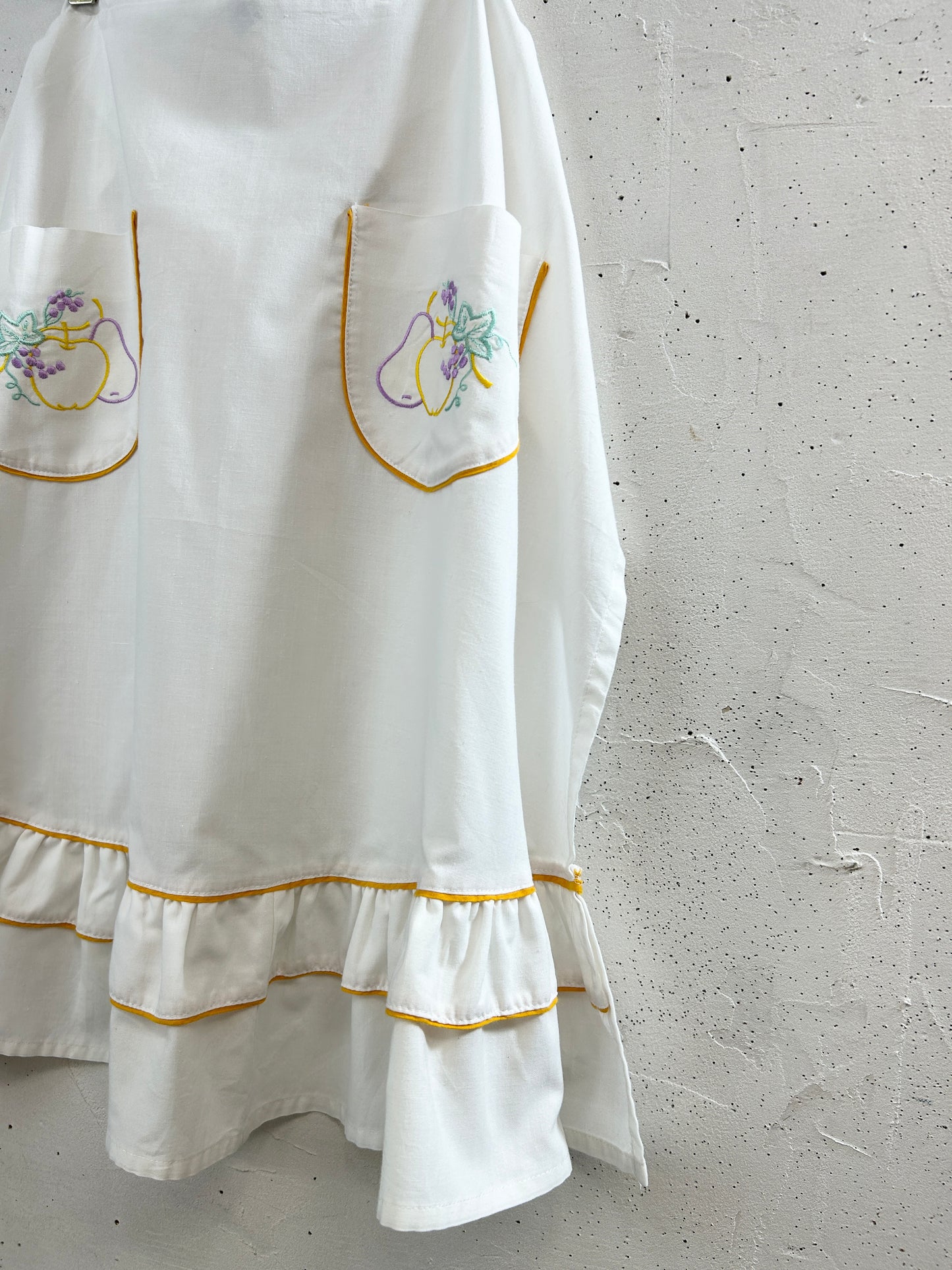 Vintage Apron [H33550]