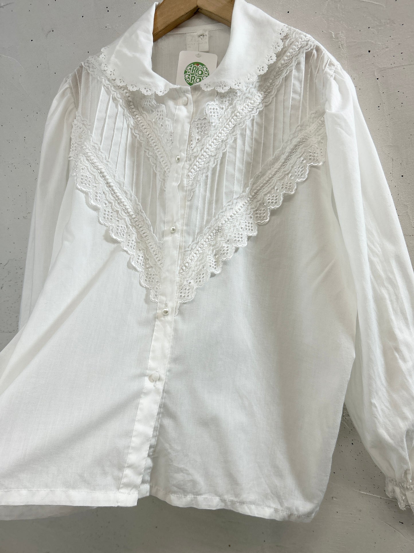 Vintage White Blouse [C31819]