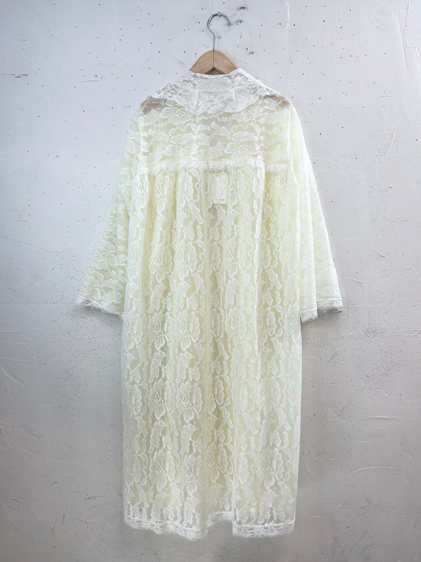 Vintage Lace Gown [C31746]