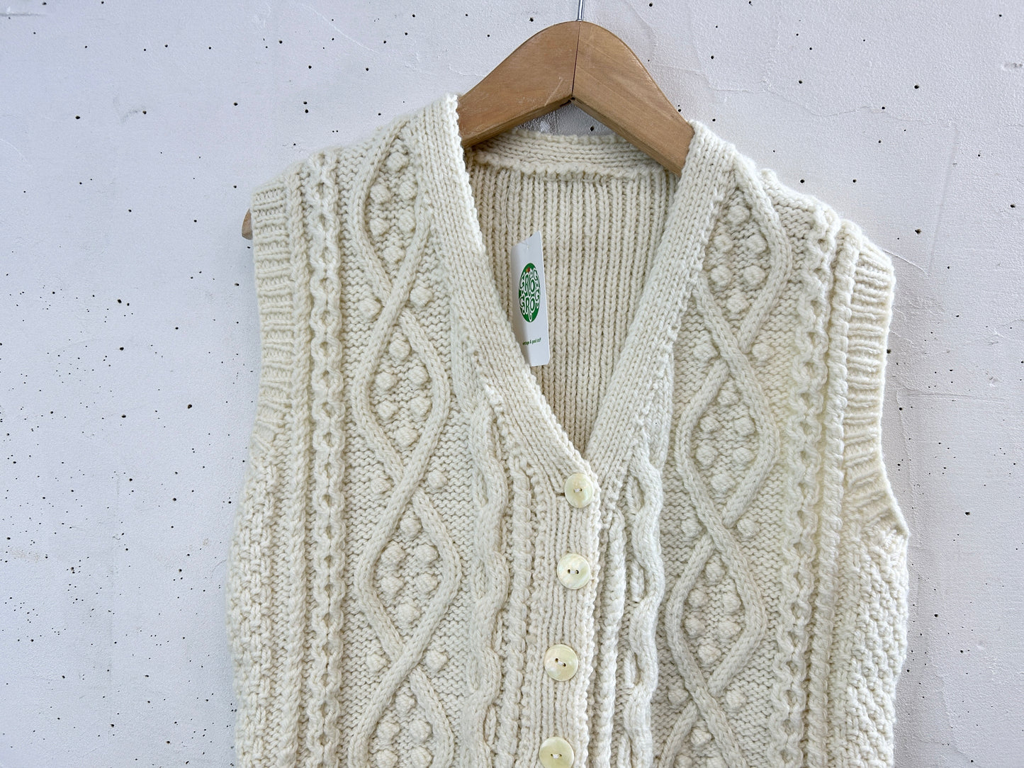 Vintage Knit Vest [B31608]