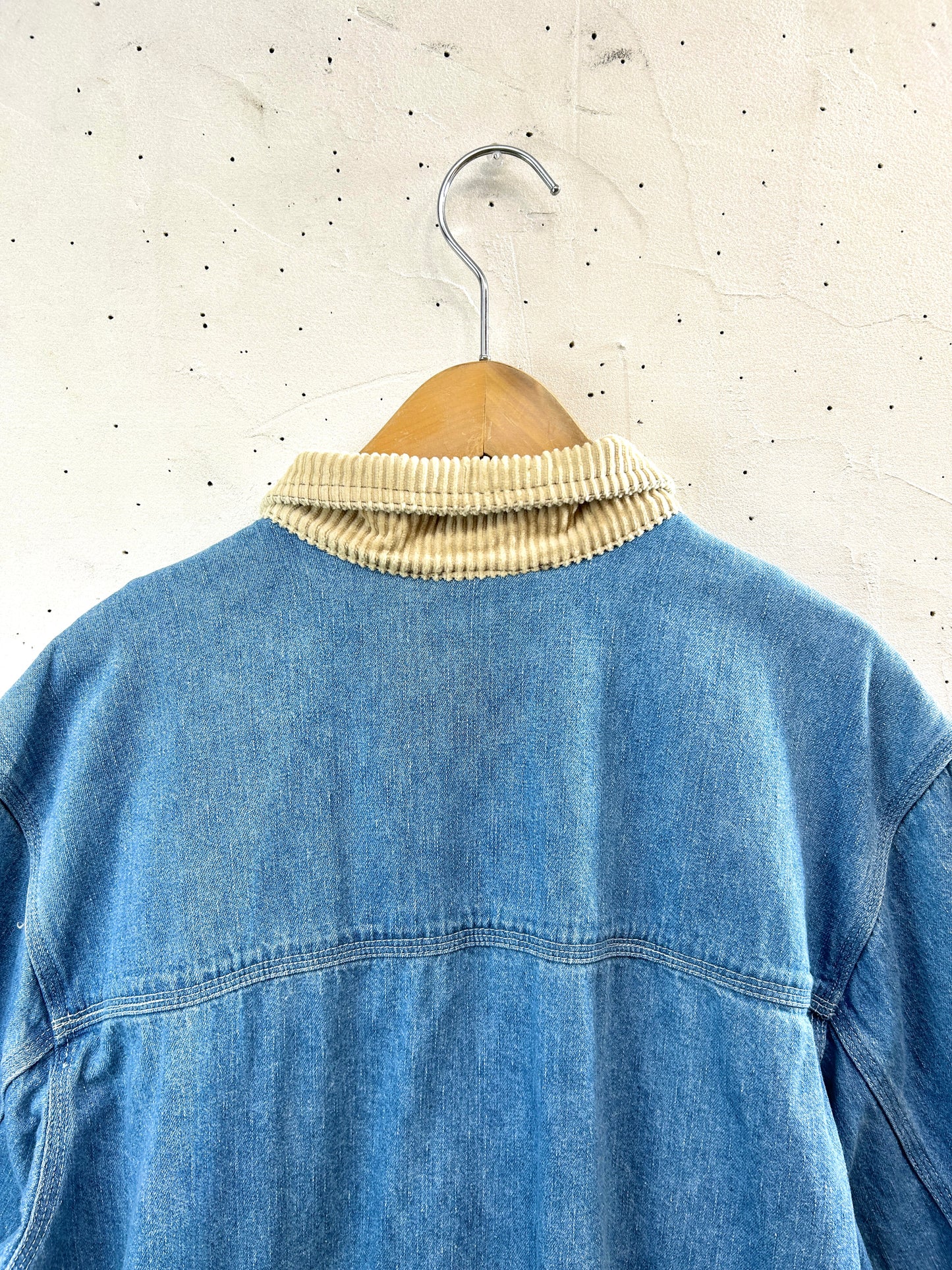 Vintage Denim Jacket [A31448]
