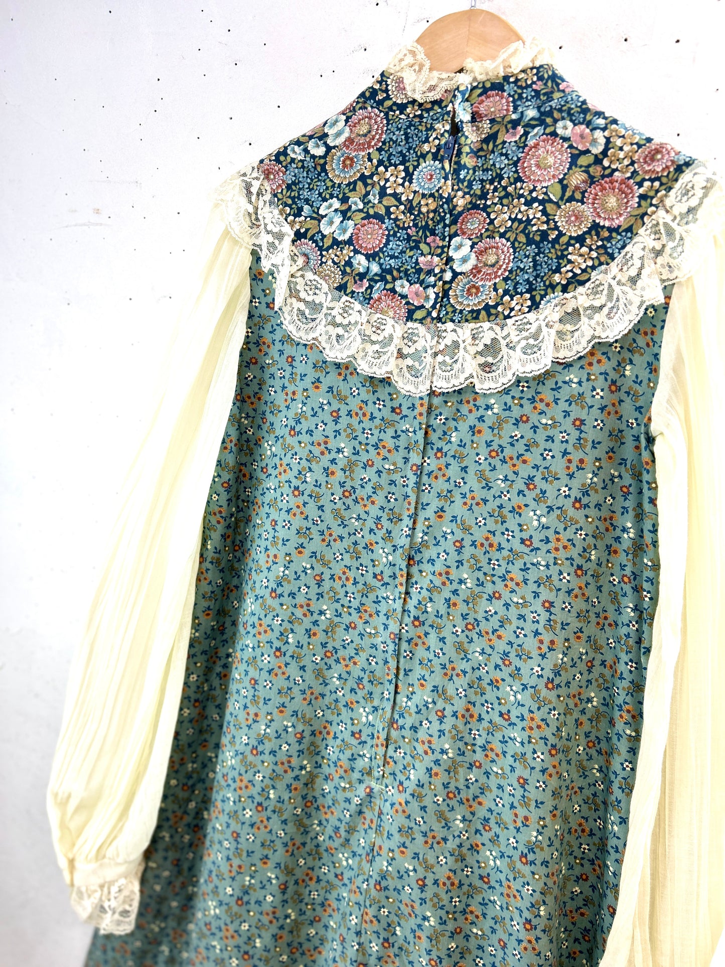 Vintage Dress [A31315]