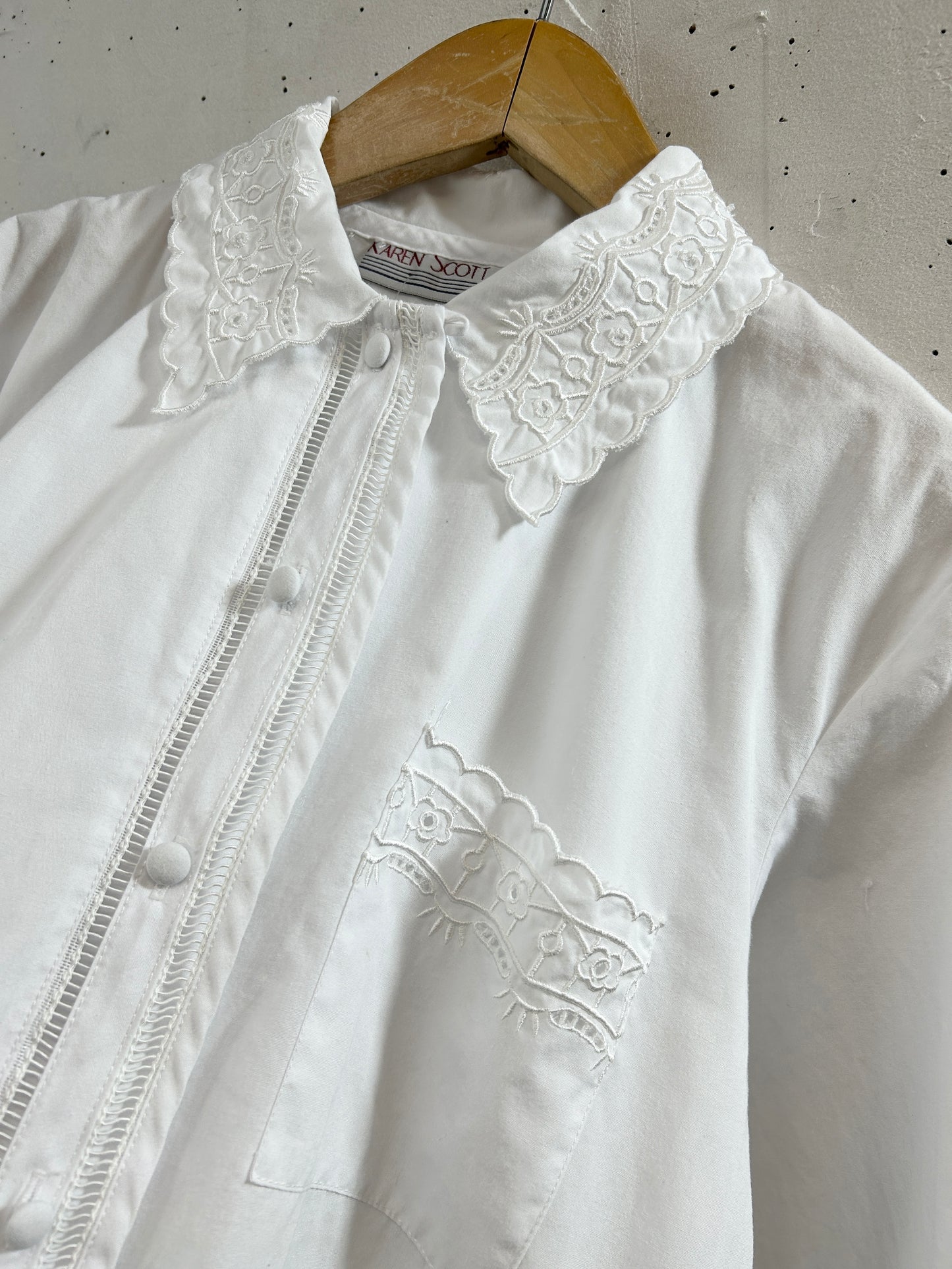 Vintage White Blouse [H33456]