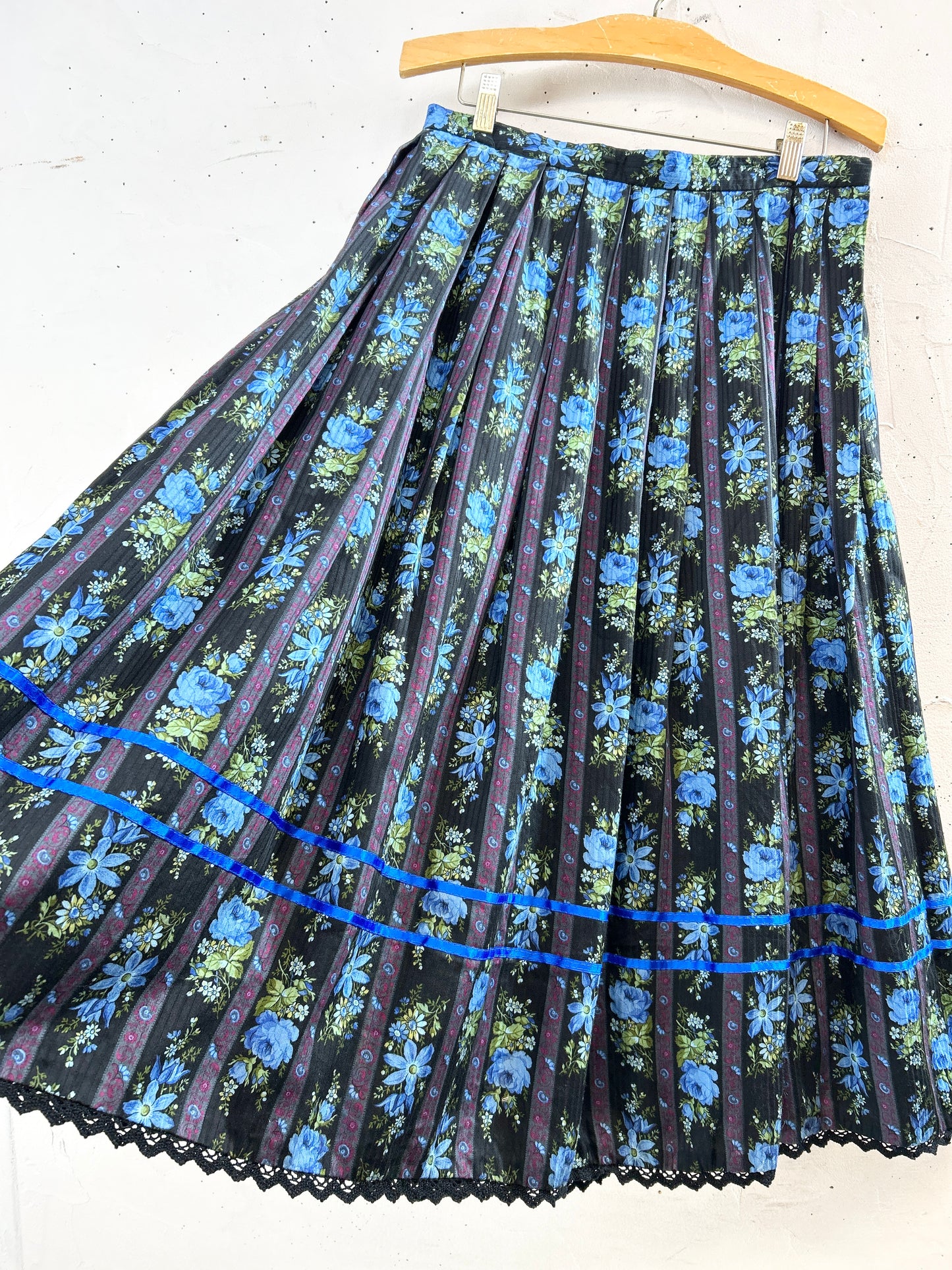 Vintage Tyrol Skirt  [K30895]