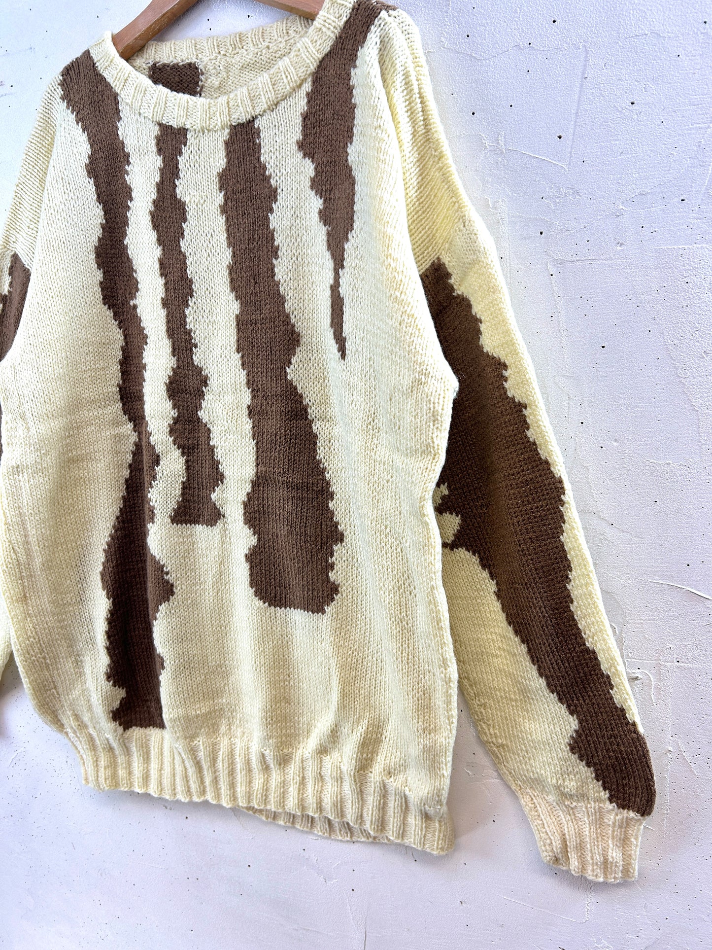 Vintage Hand Knit Sweater [J30522]