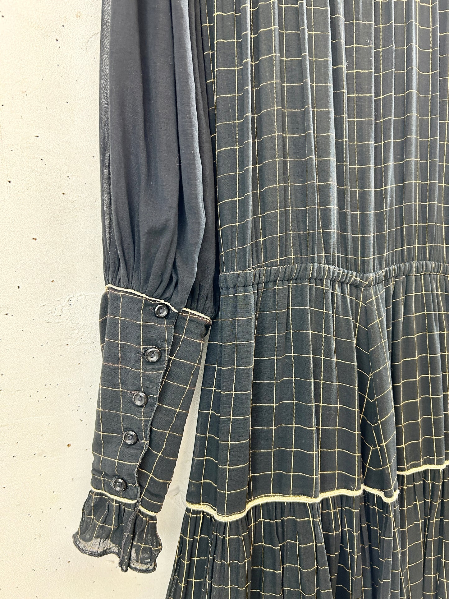 Vintage Black Dress [H30952]