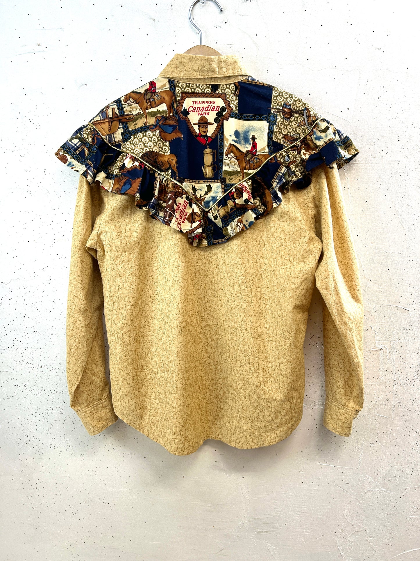 Vintage Trappers Shirt [E32379]