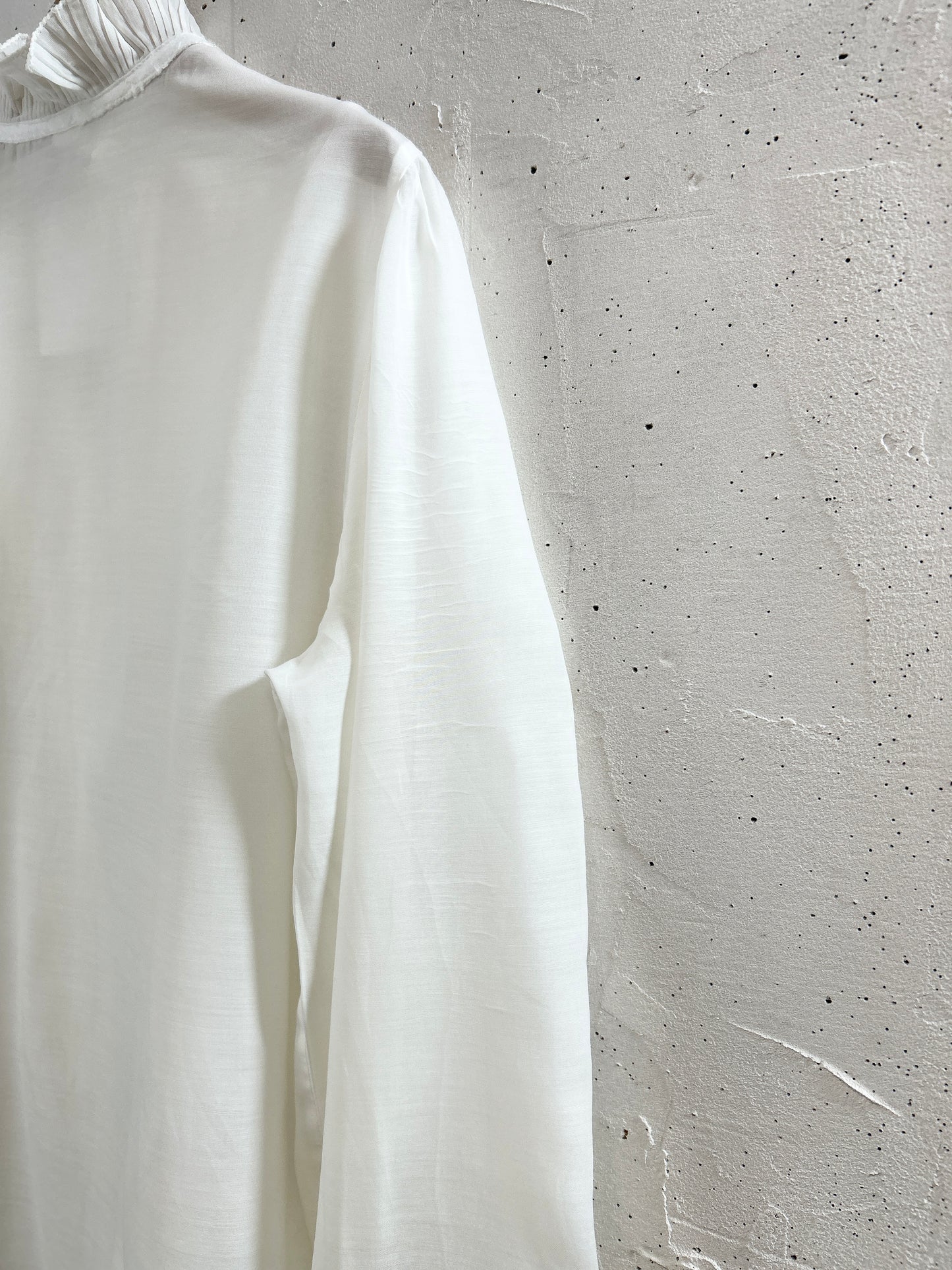 Vintage White Blouse [F32615]