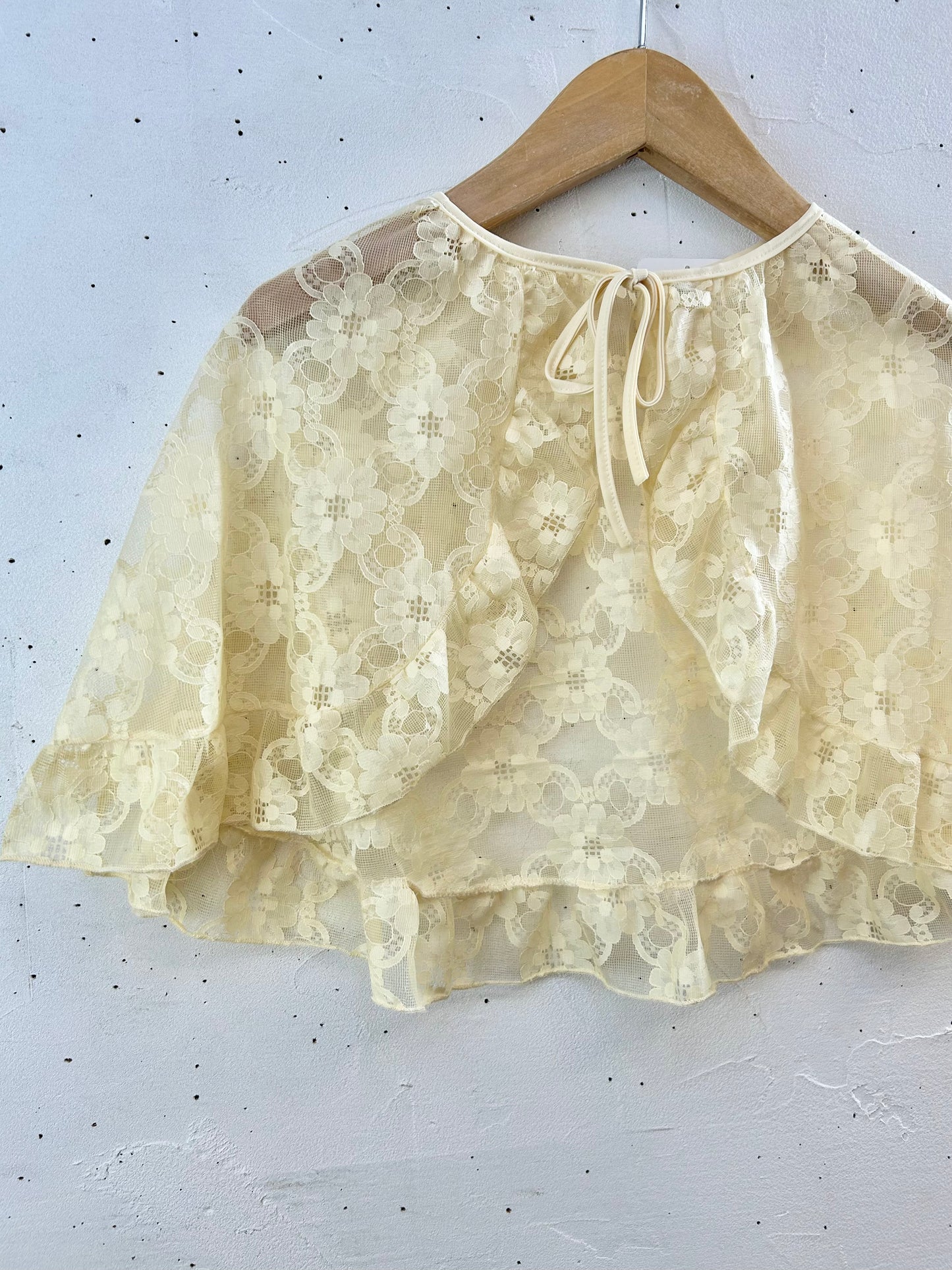 Vintage Lace Short Cape [G30777]