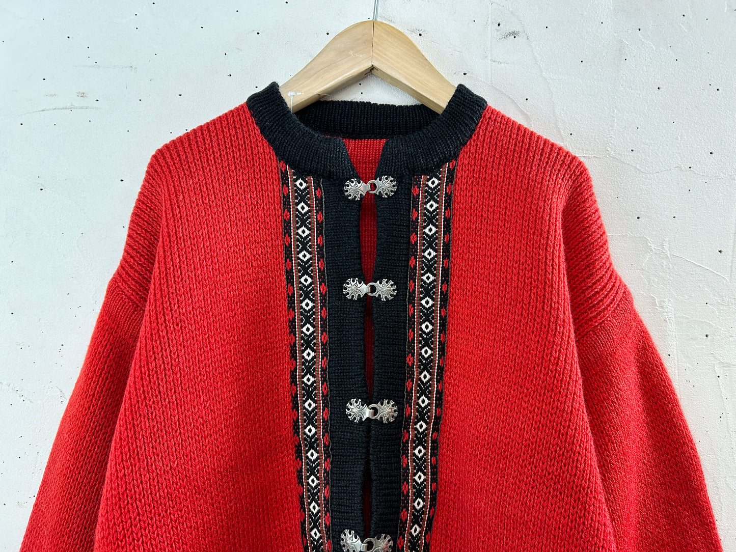 Vintage Knit Cardigan [J30490]