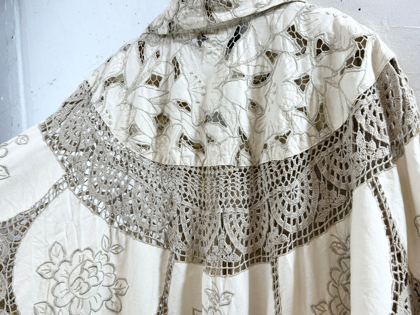Vintage Crochet Jacket [H30834]
