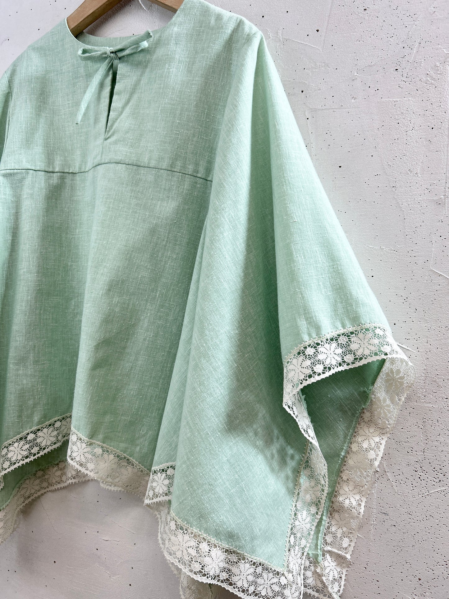 Vintage Tops [F32813]