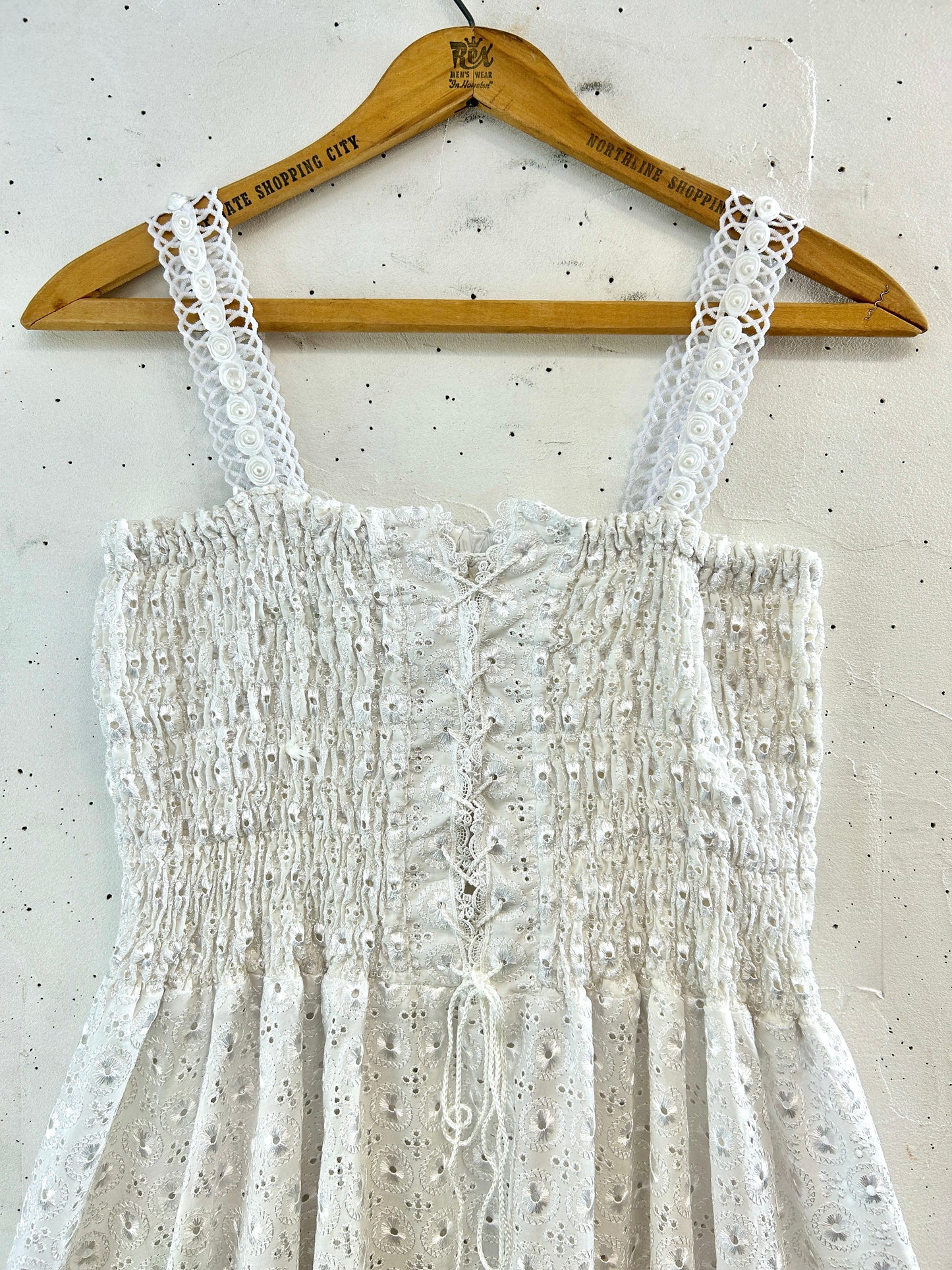 Vintage White Dress [E32507]