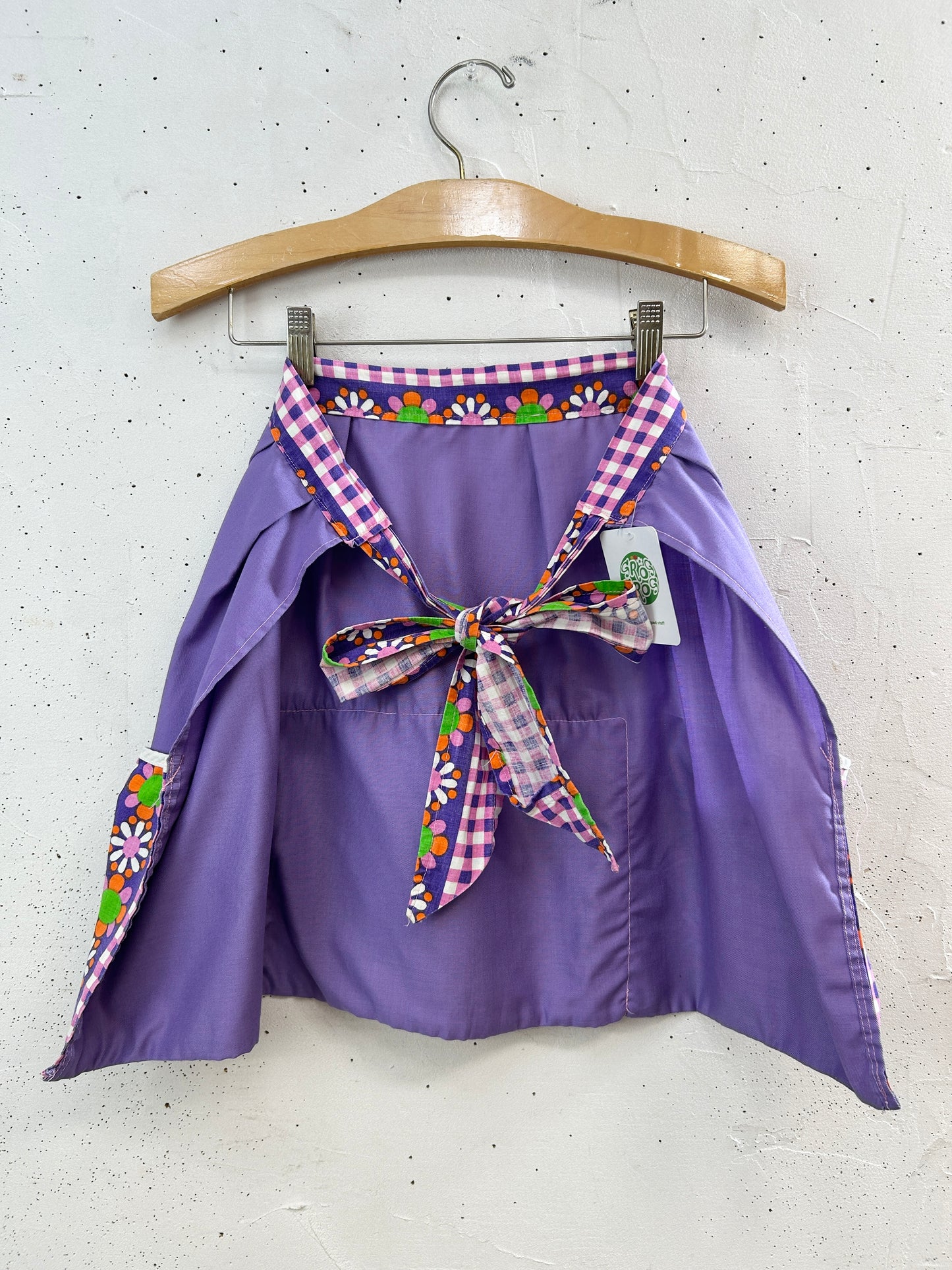 Vintage Apron [H33544]