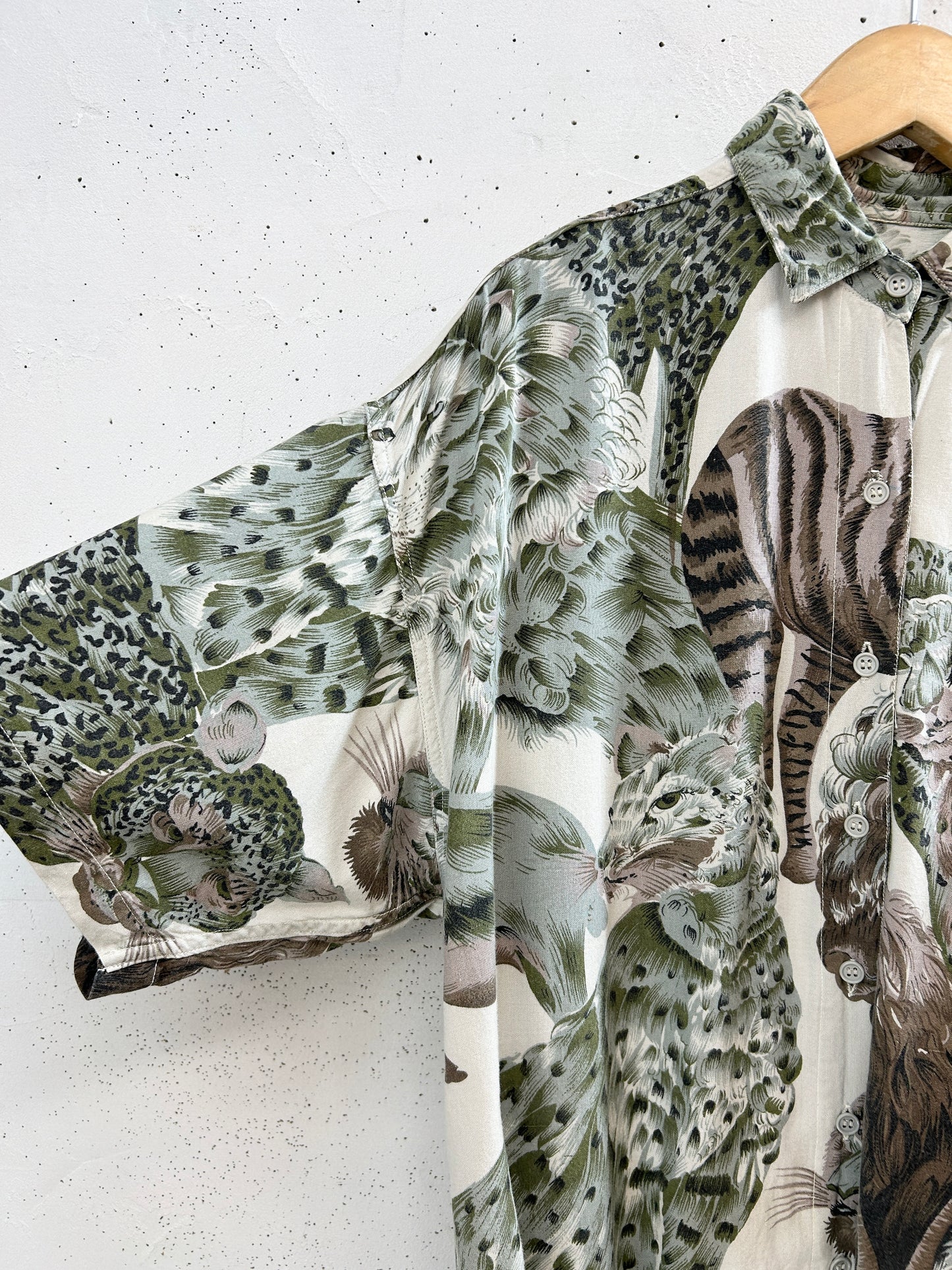 Vintage Shirt [F32646]