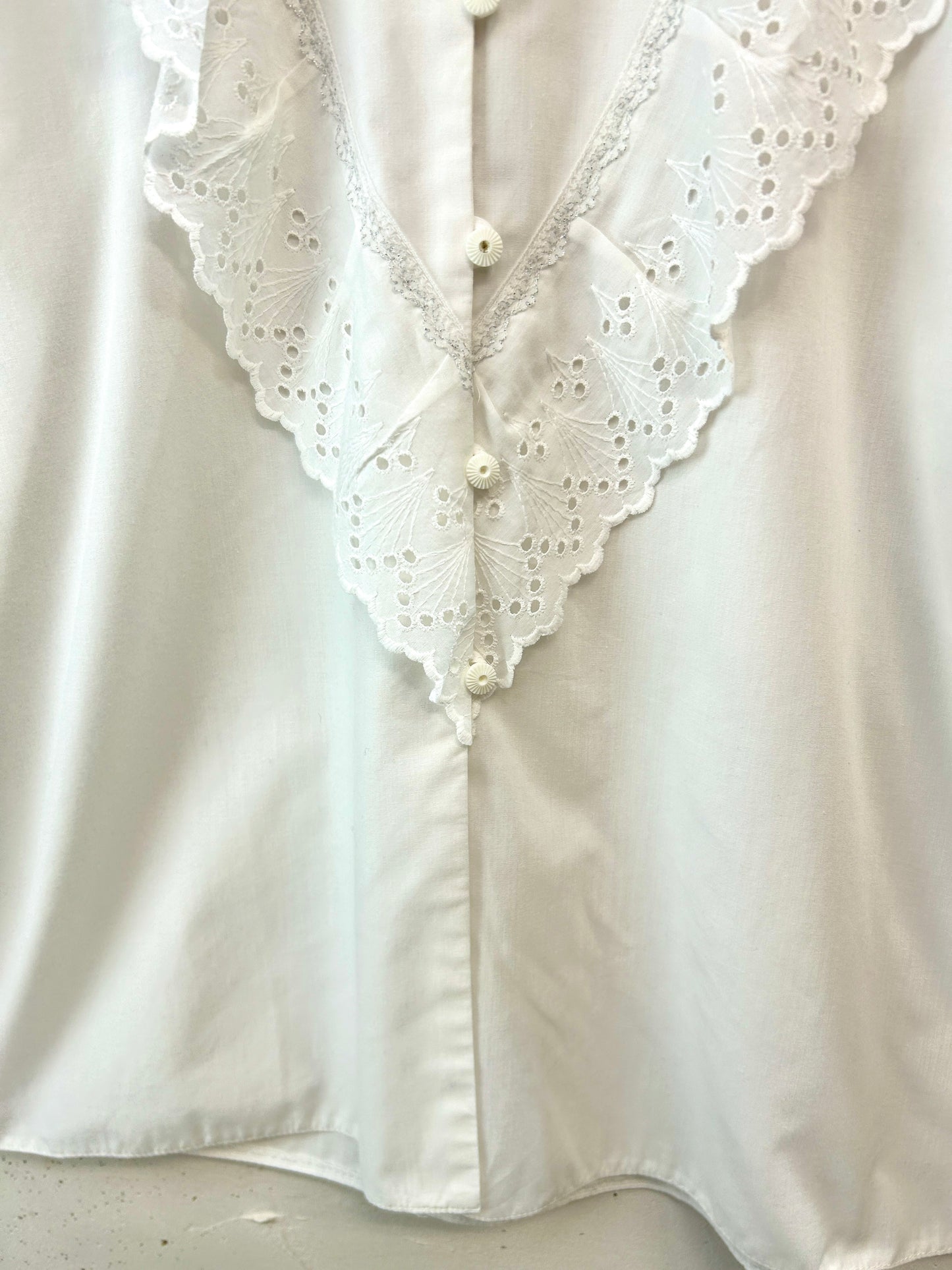Vintage White Blouse [B31585]