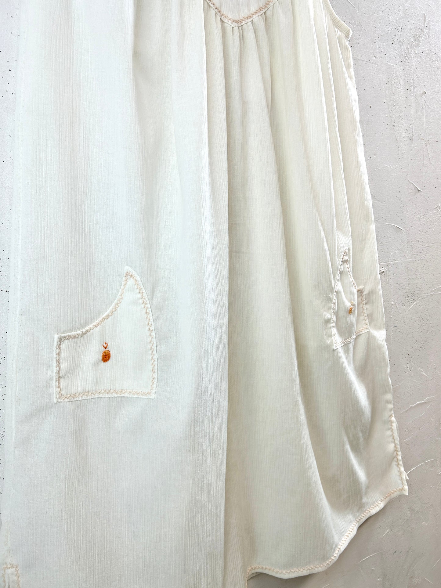 Vintage White Dress [F32737]