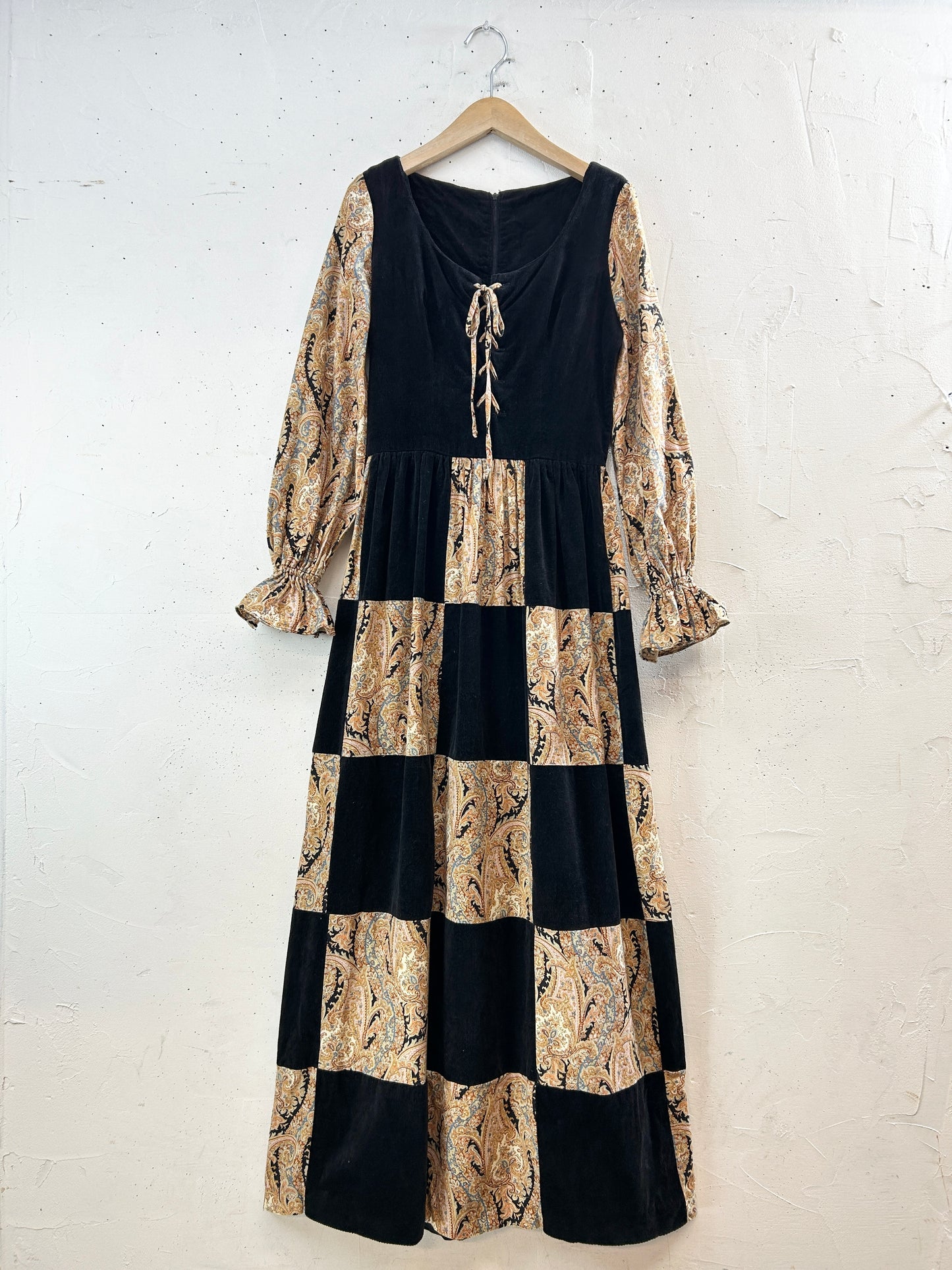 '70s Vintage Dress [J30552]