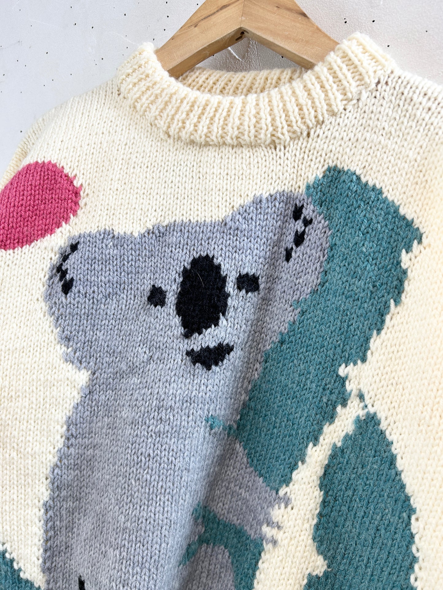 Vintage Hand Knit Sweater [A31279]