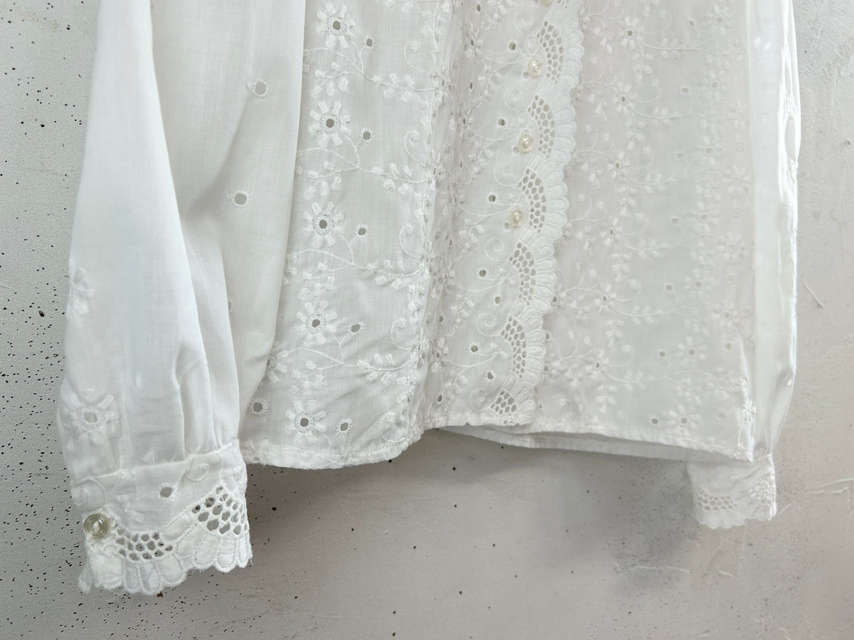Vintage White Blouse [I33742]