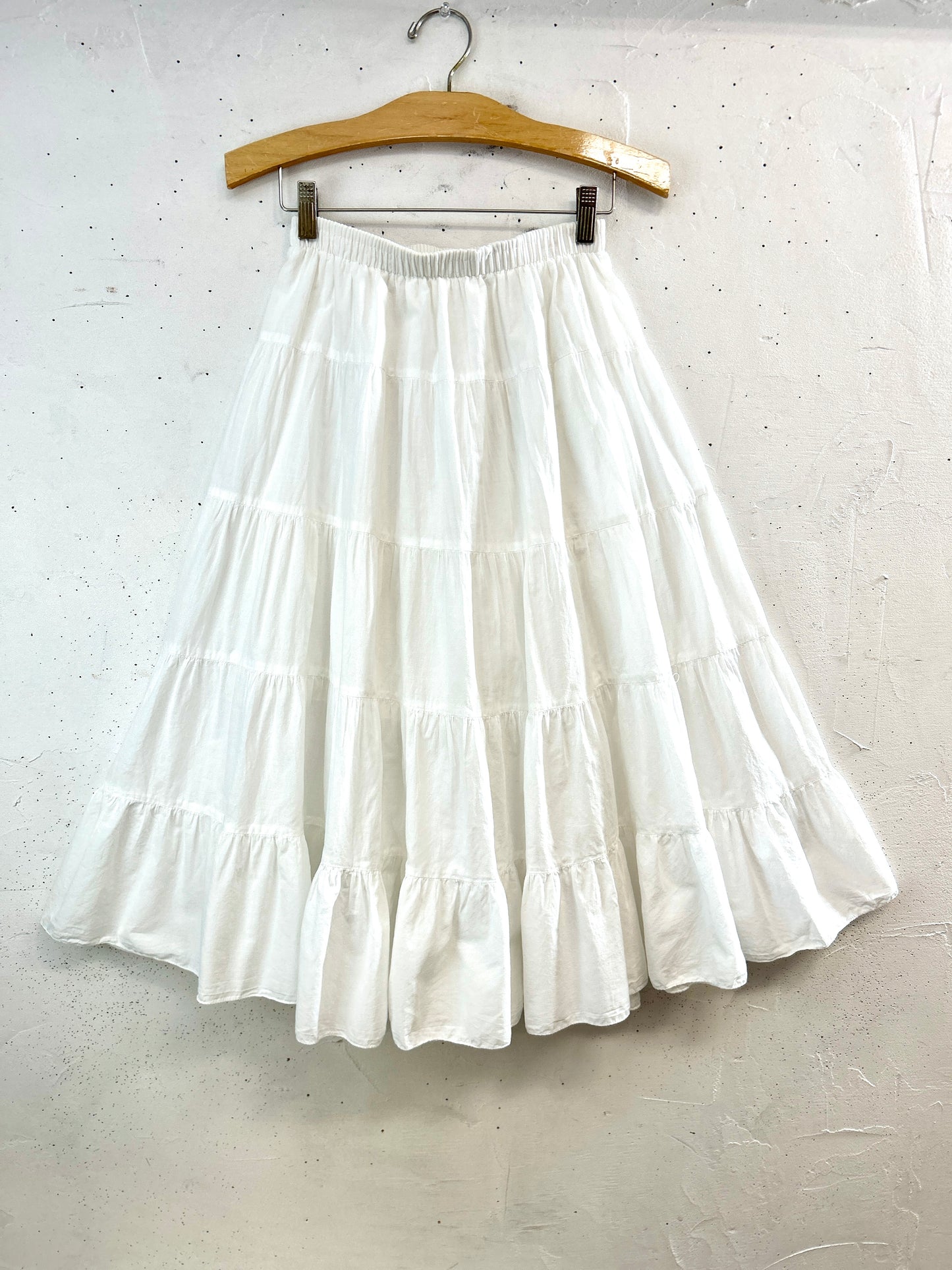 Vintage White Skirt [B31683]