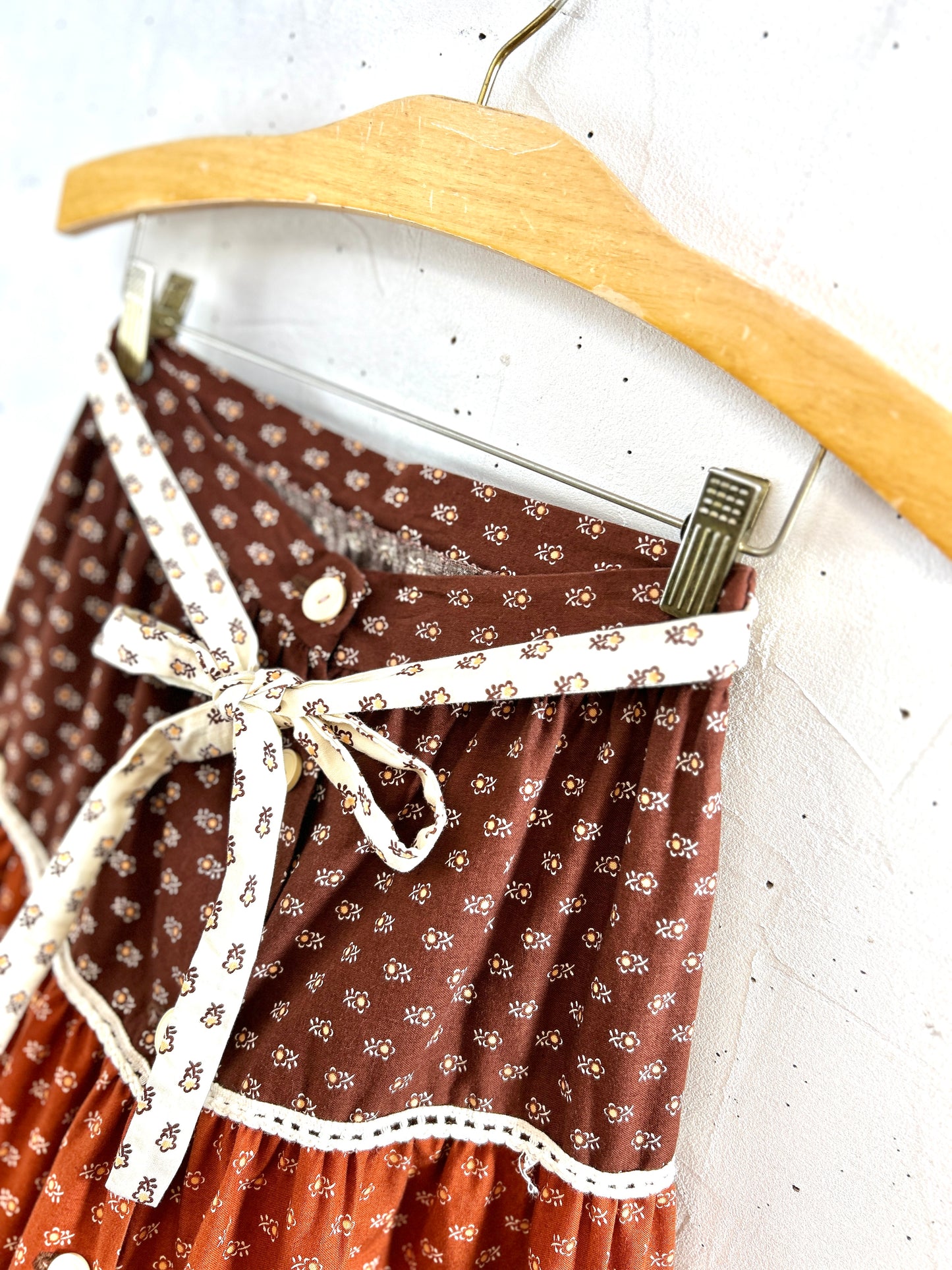 '70s Vintage Tiered Skirt [H30940]
