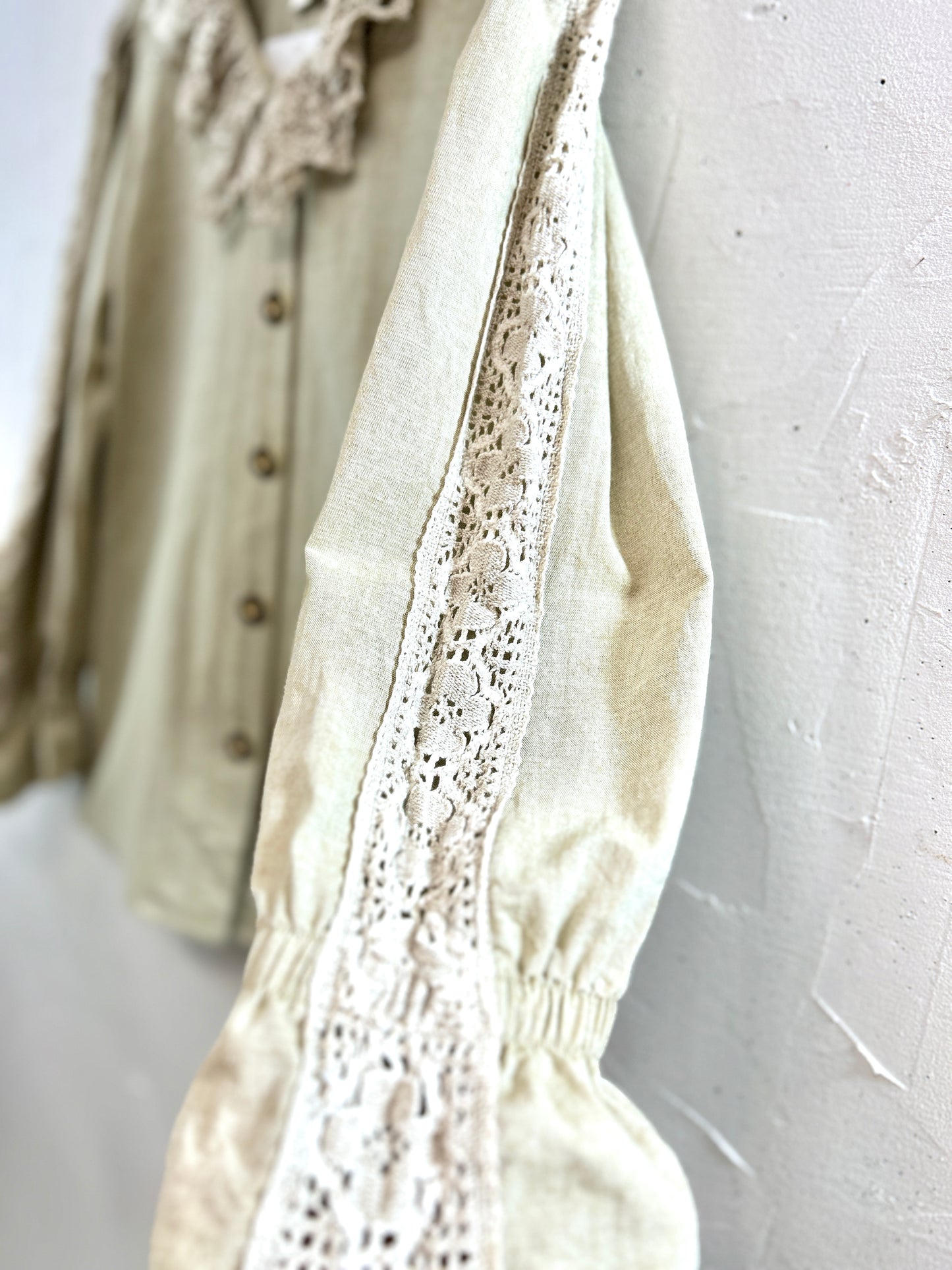Vintage Tyrol Blouse  [B31504]