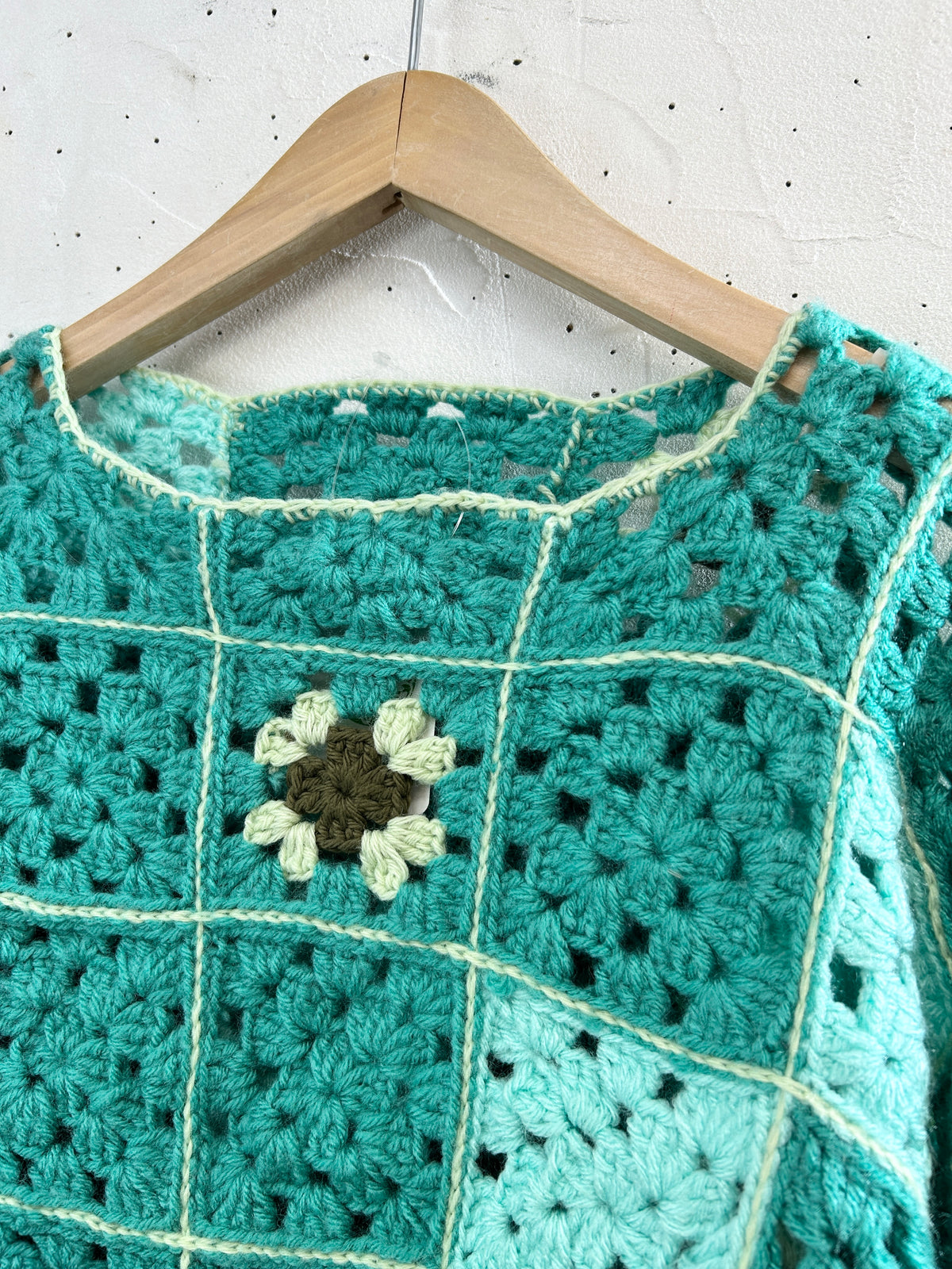 Vintage Granny Square Knit [J34176]