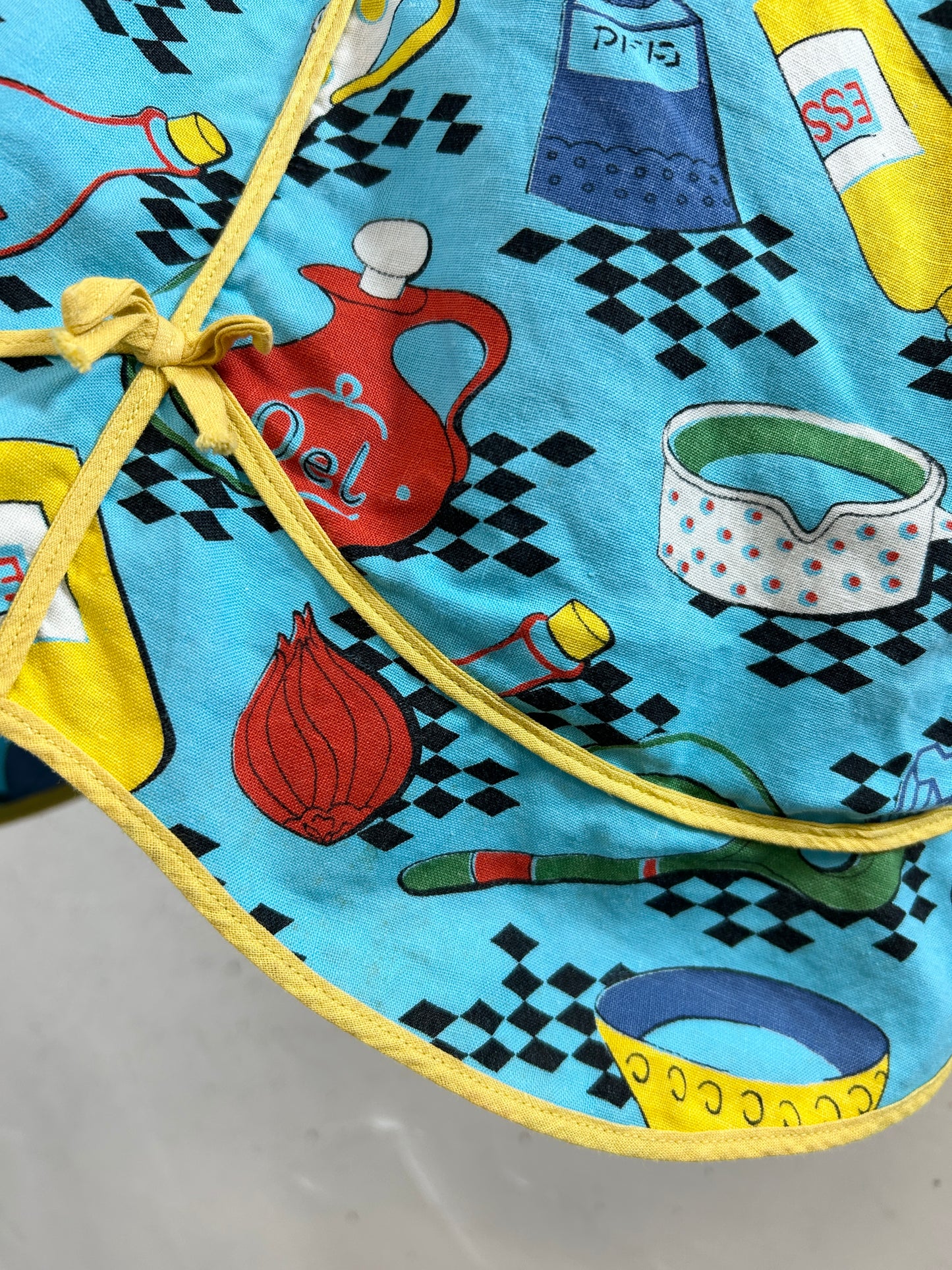 Vintage Apron [H33348]