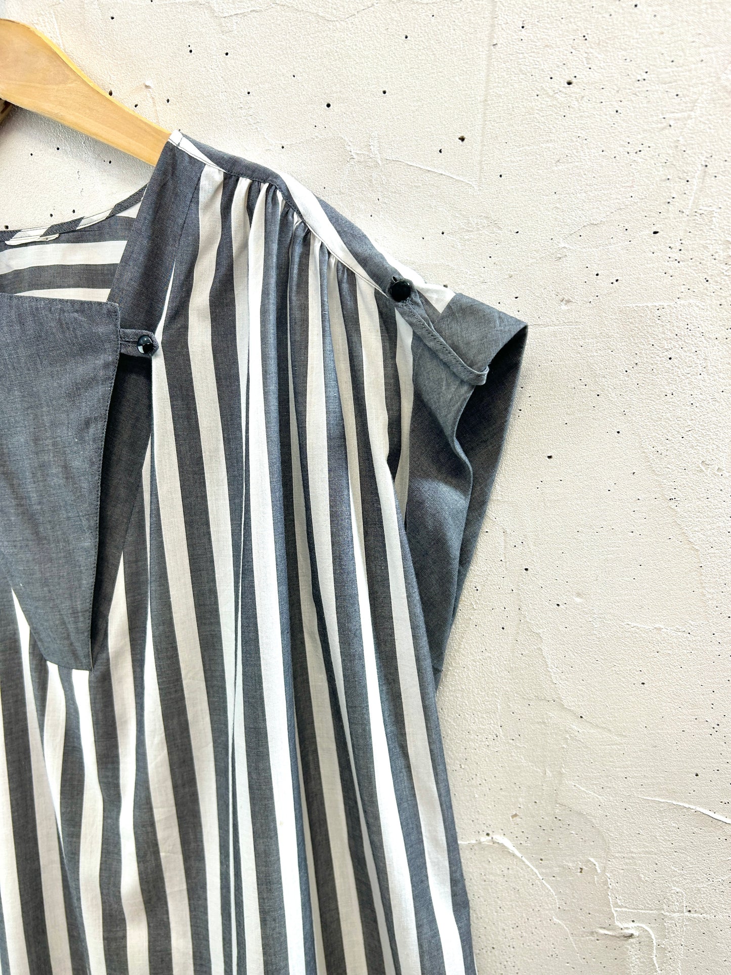 Vintage Tops [D32235]