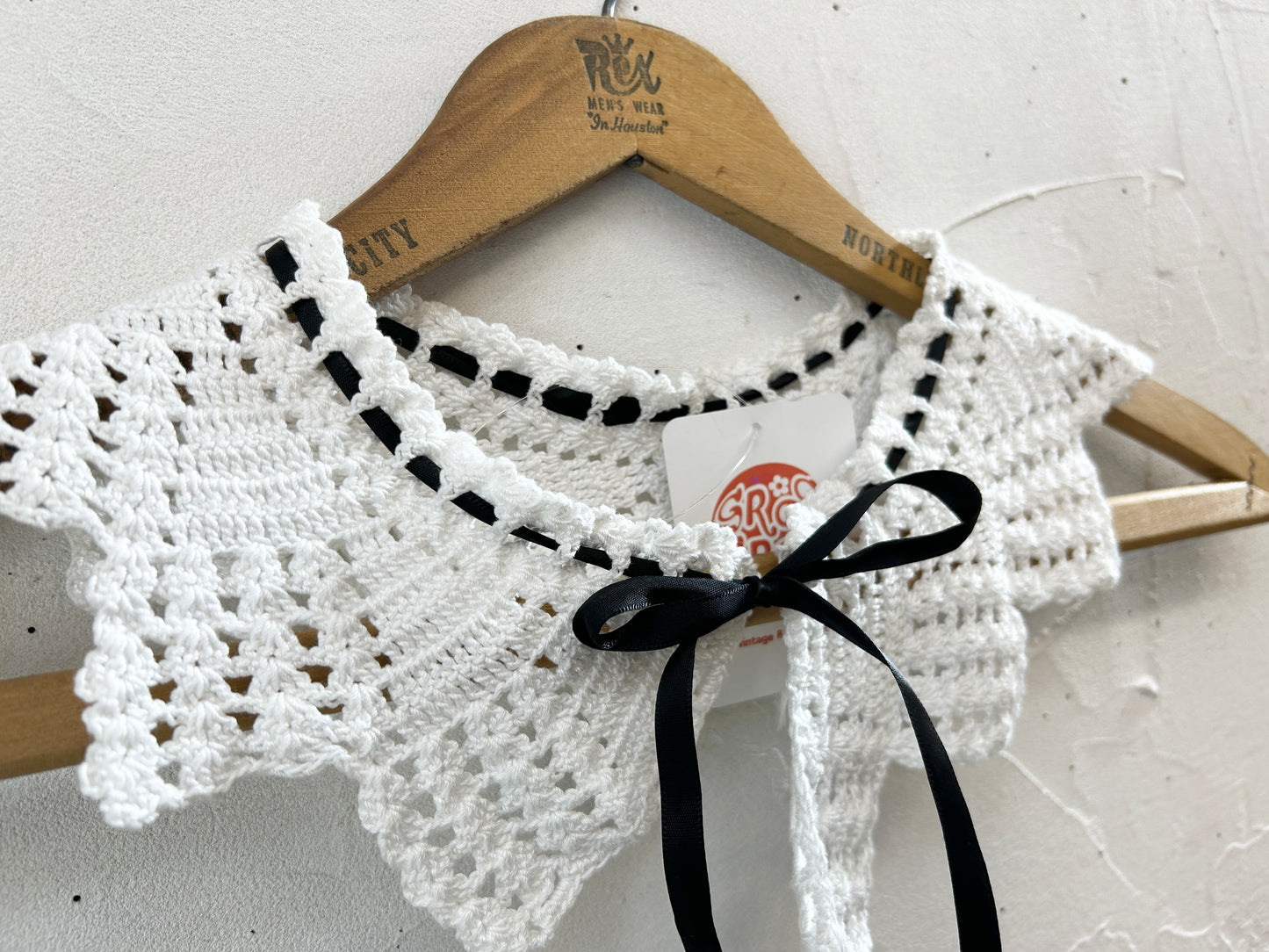 Vintage Lace Collar [J30456]