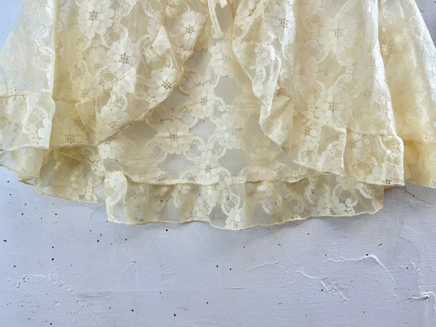 Vintage Lace Short Cape [G30777]