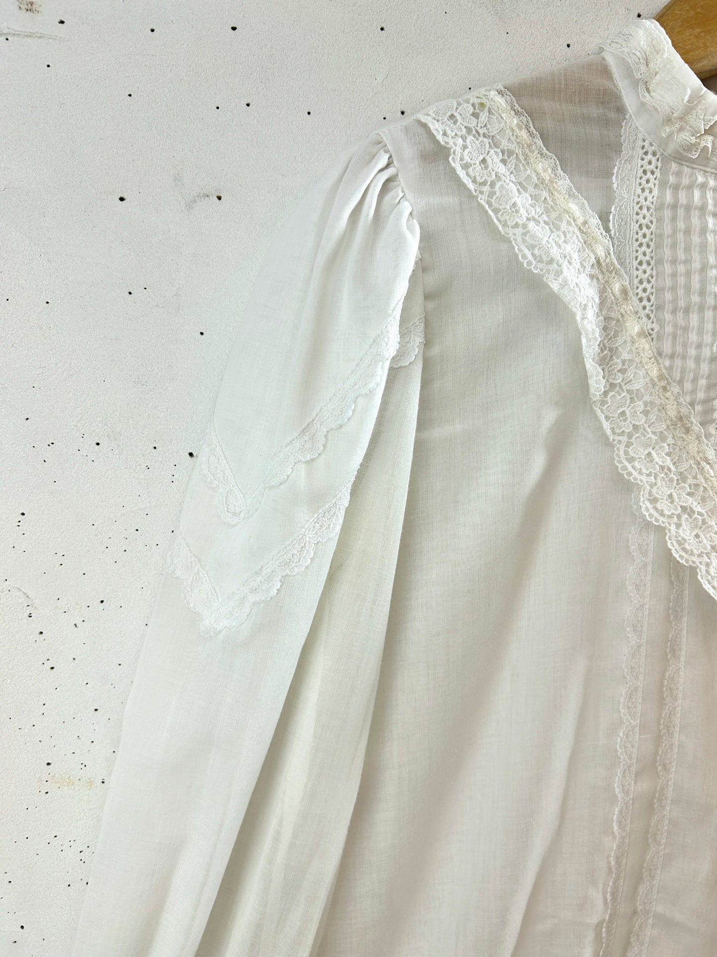 '70sVintage White Blouse 〜GUNNIES〜 [I30321]
